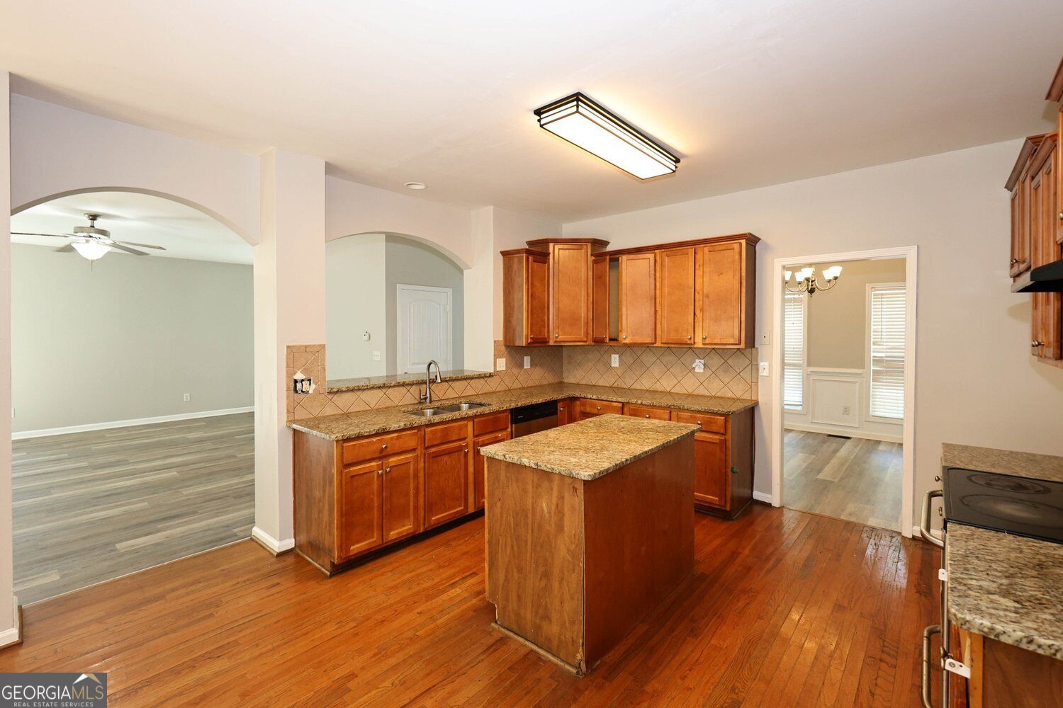 2025 Jessica Way Ne Property Photo 18