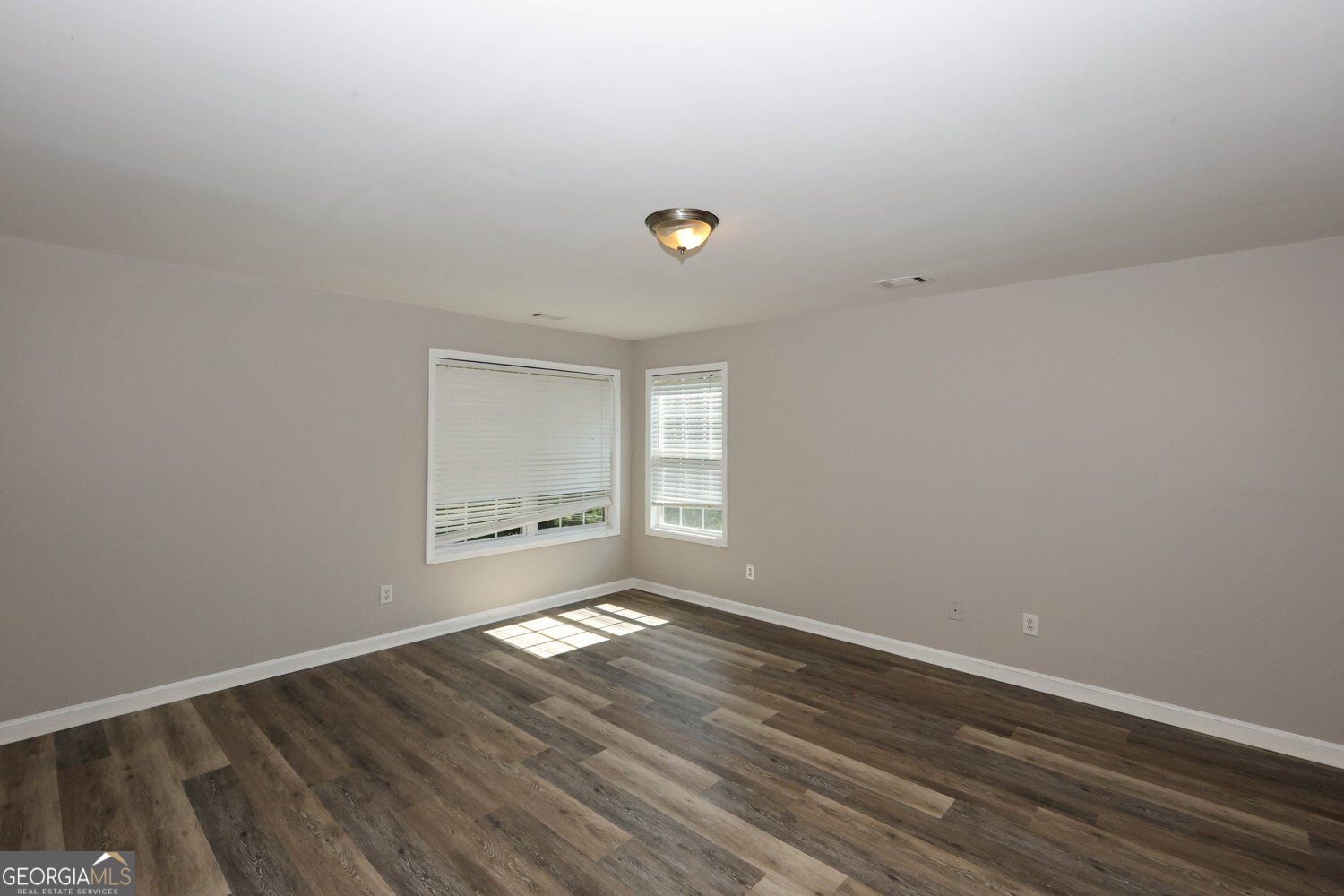 2025 Jessica Way Ne Property Photo 37