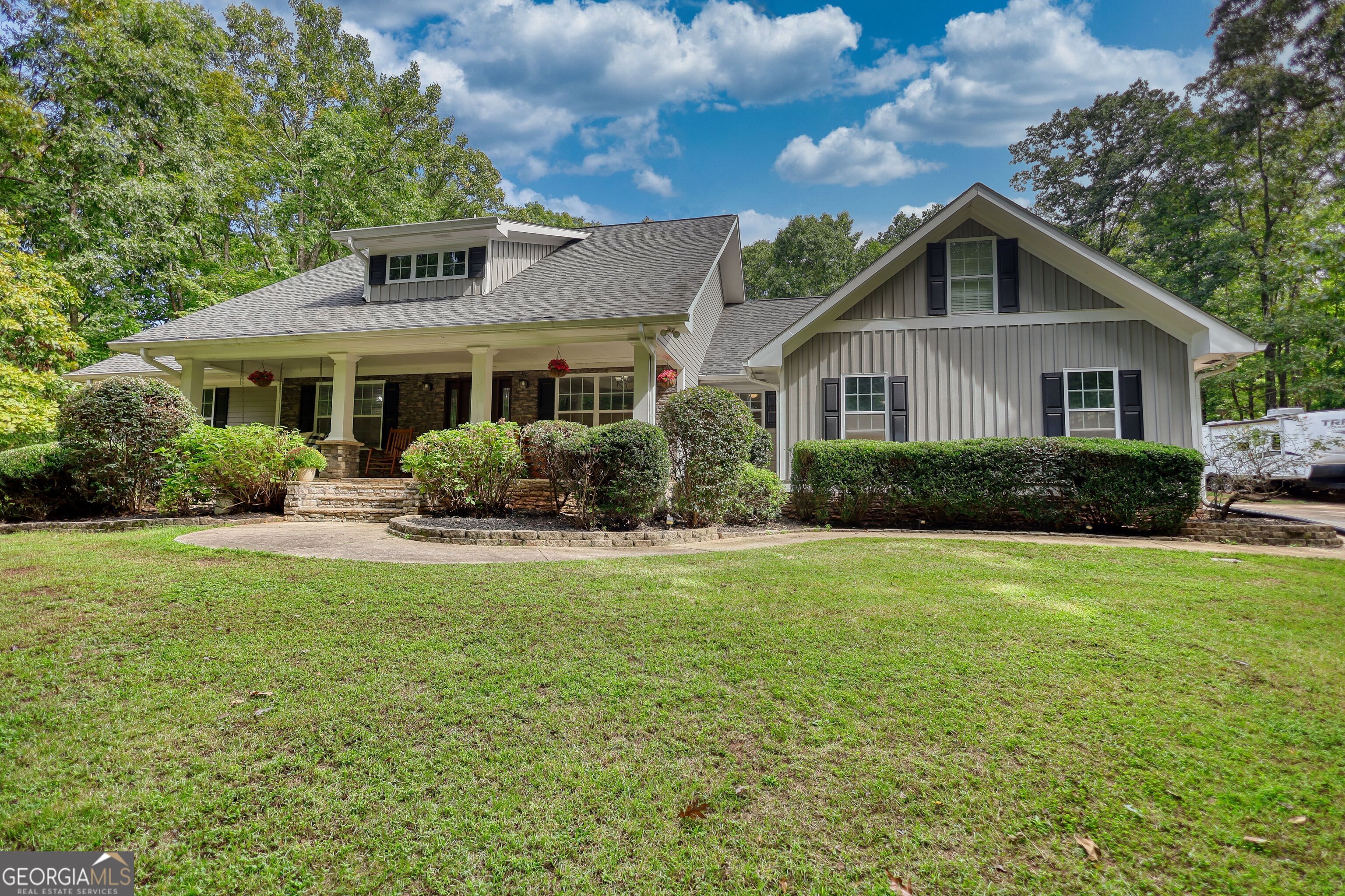 4140 Mount Paran Drive Property Photo 1