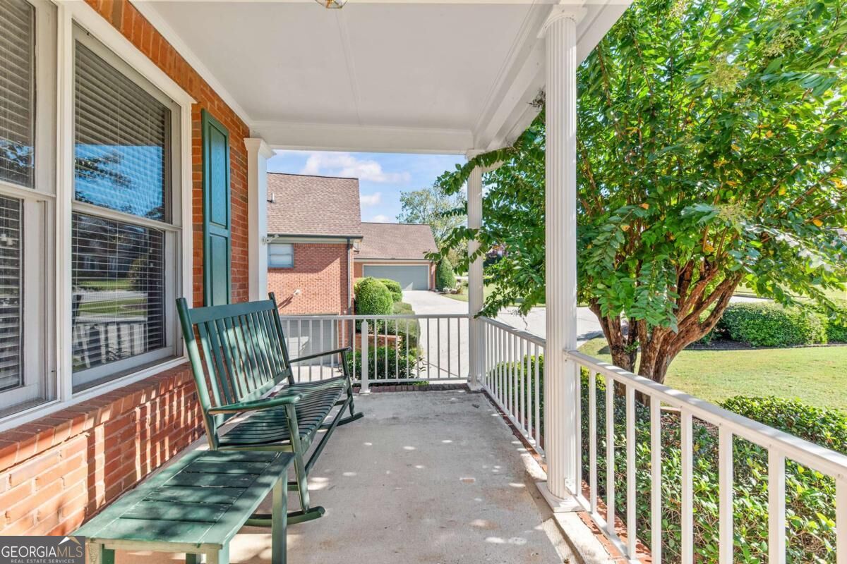 3415 Greenside Court Property Photo 4