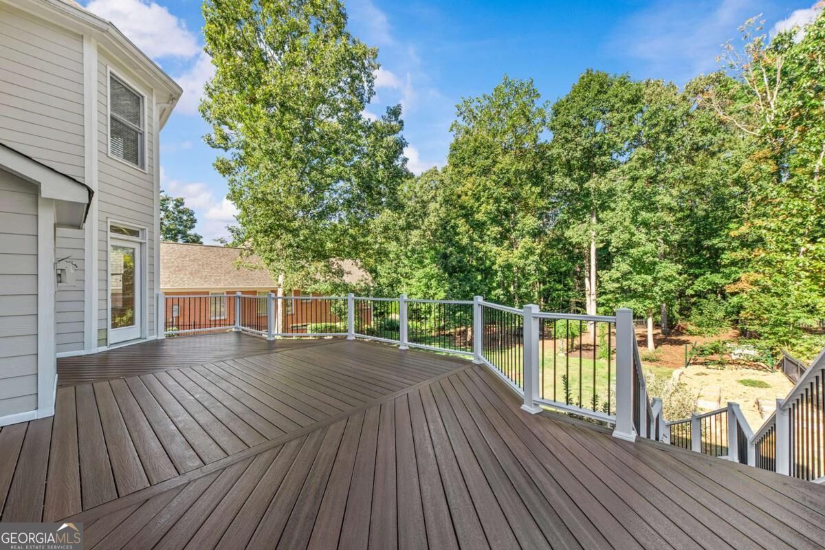 3415 Greenside Court Property Photo 9