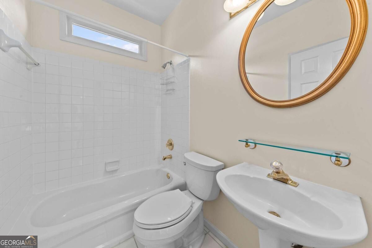 3415 Greenside Court Property Photo 30
