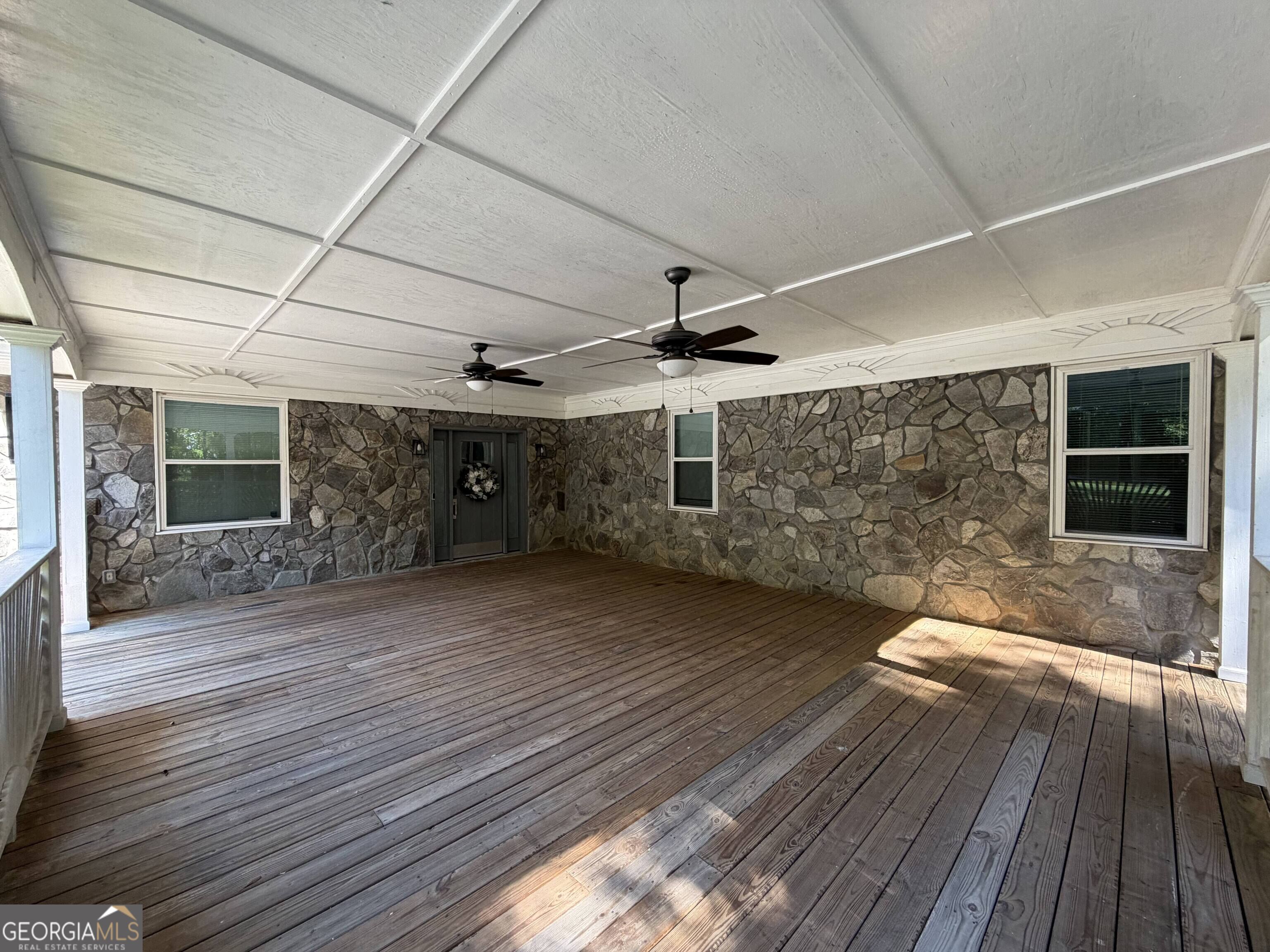 564 Eskew Road Property Photo 6