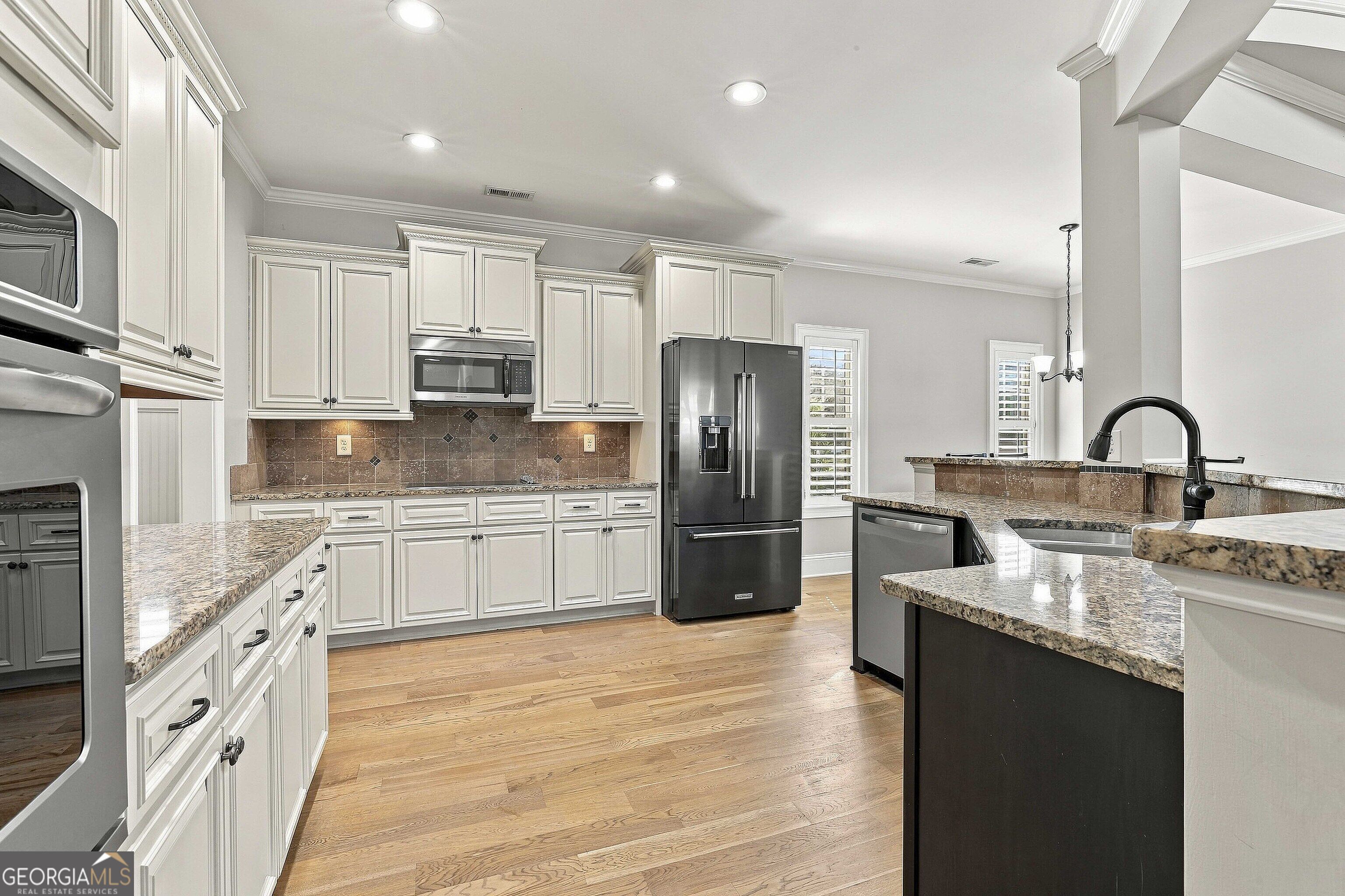 3 Vanderbilt Pointe Lane Property Photo 3