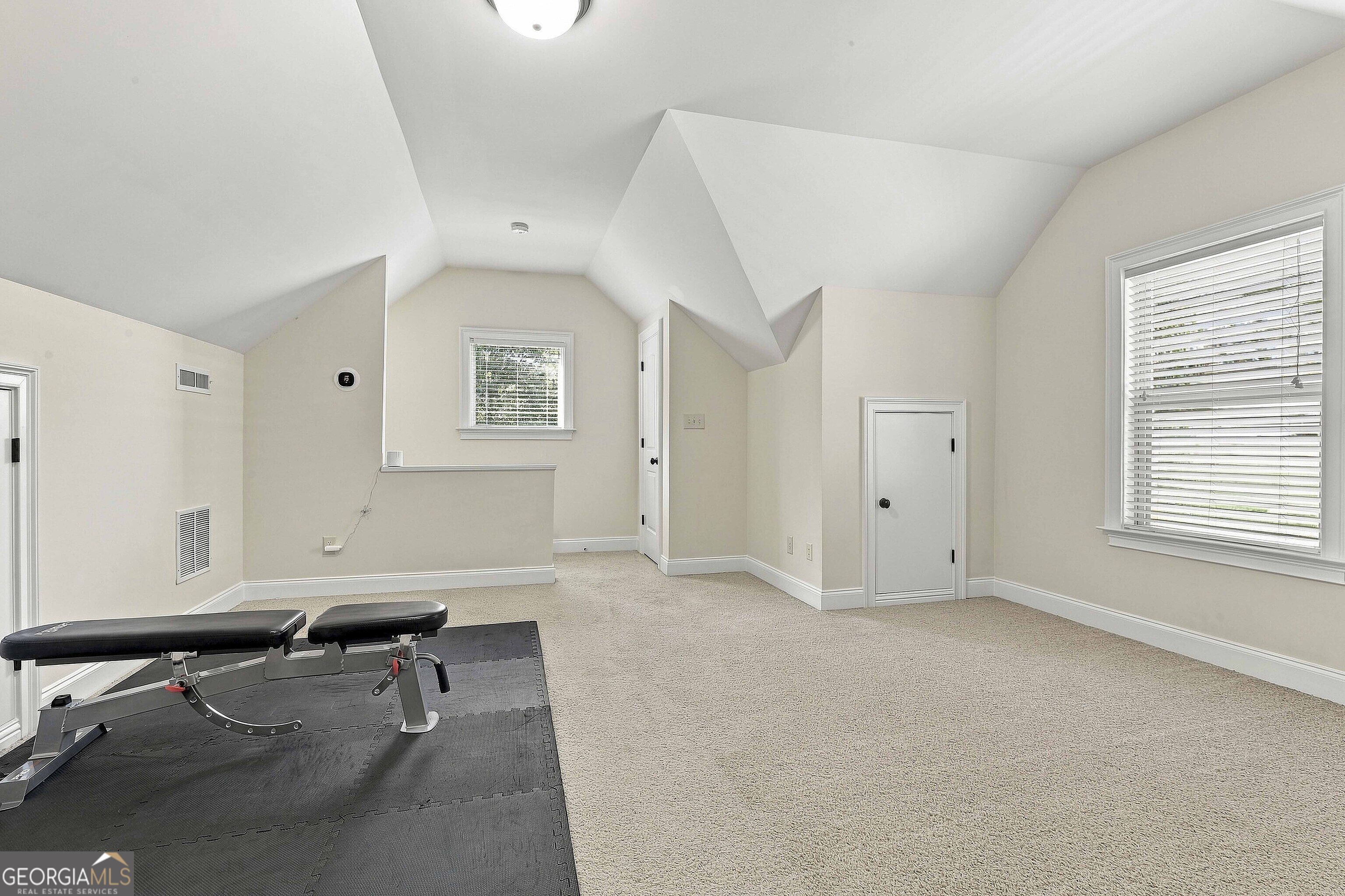 3 Vanderbilt Pointe Lane Property Photo 42