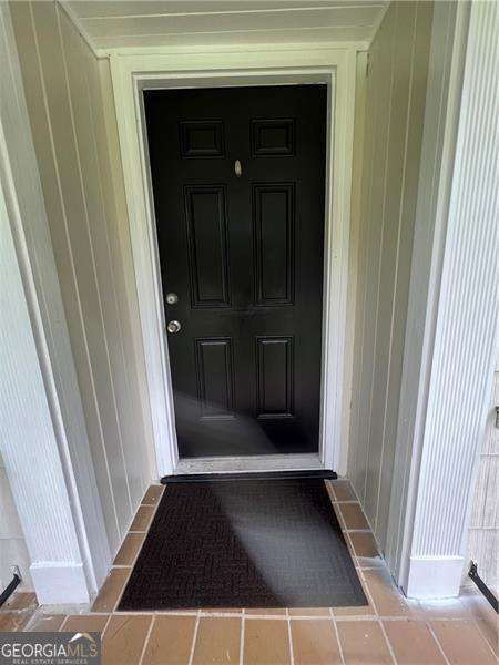 2042 East Roxboro Road Property Photo 2