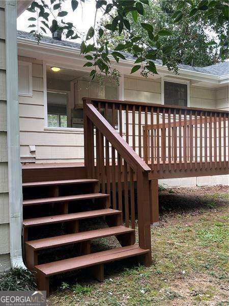 2042 East Roxboro Road Property Photo 22
