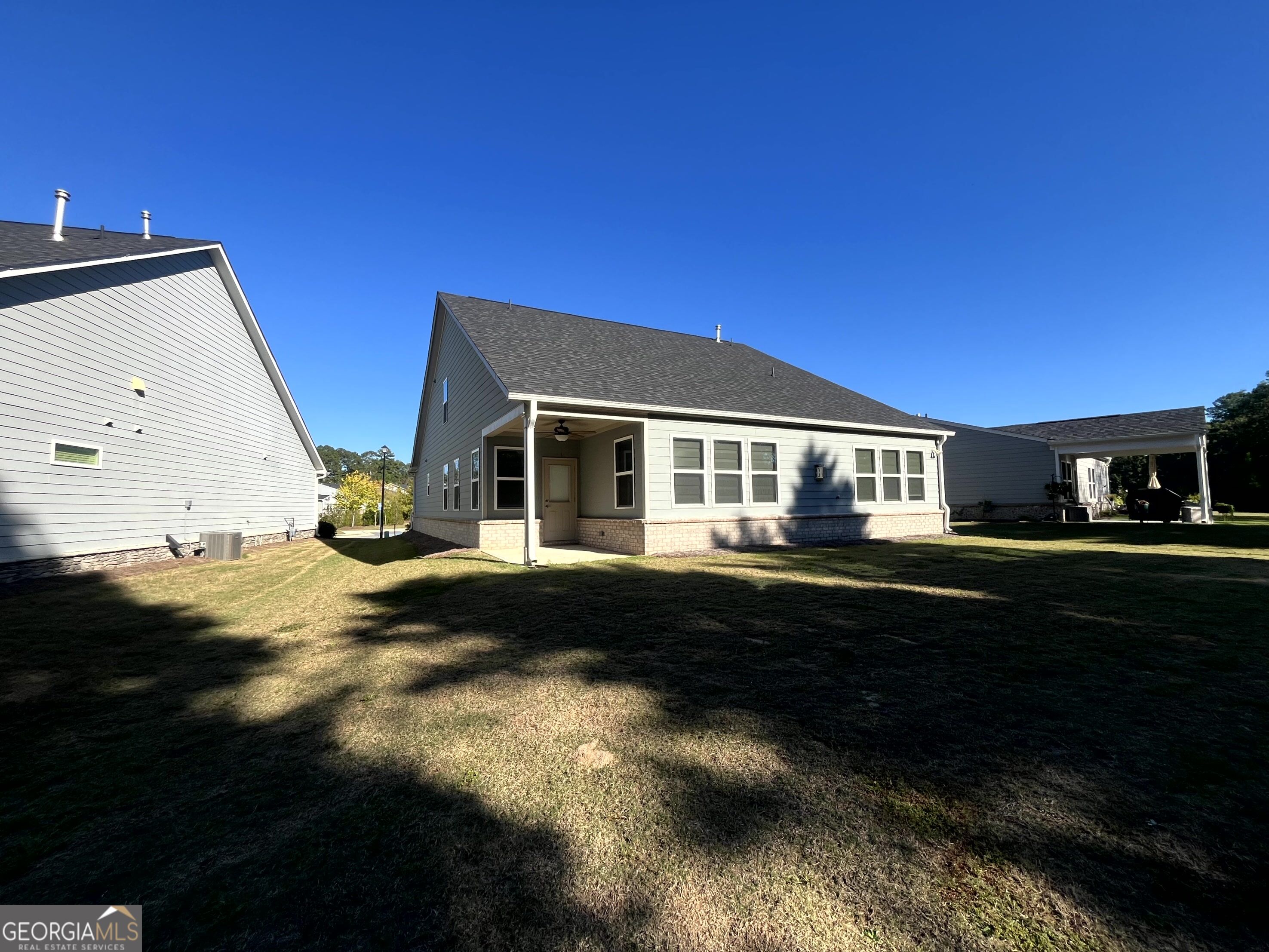 811 Pineberry Court Property Photo 23