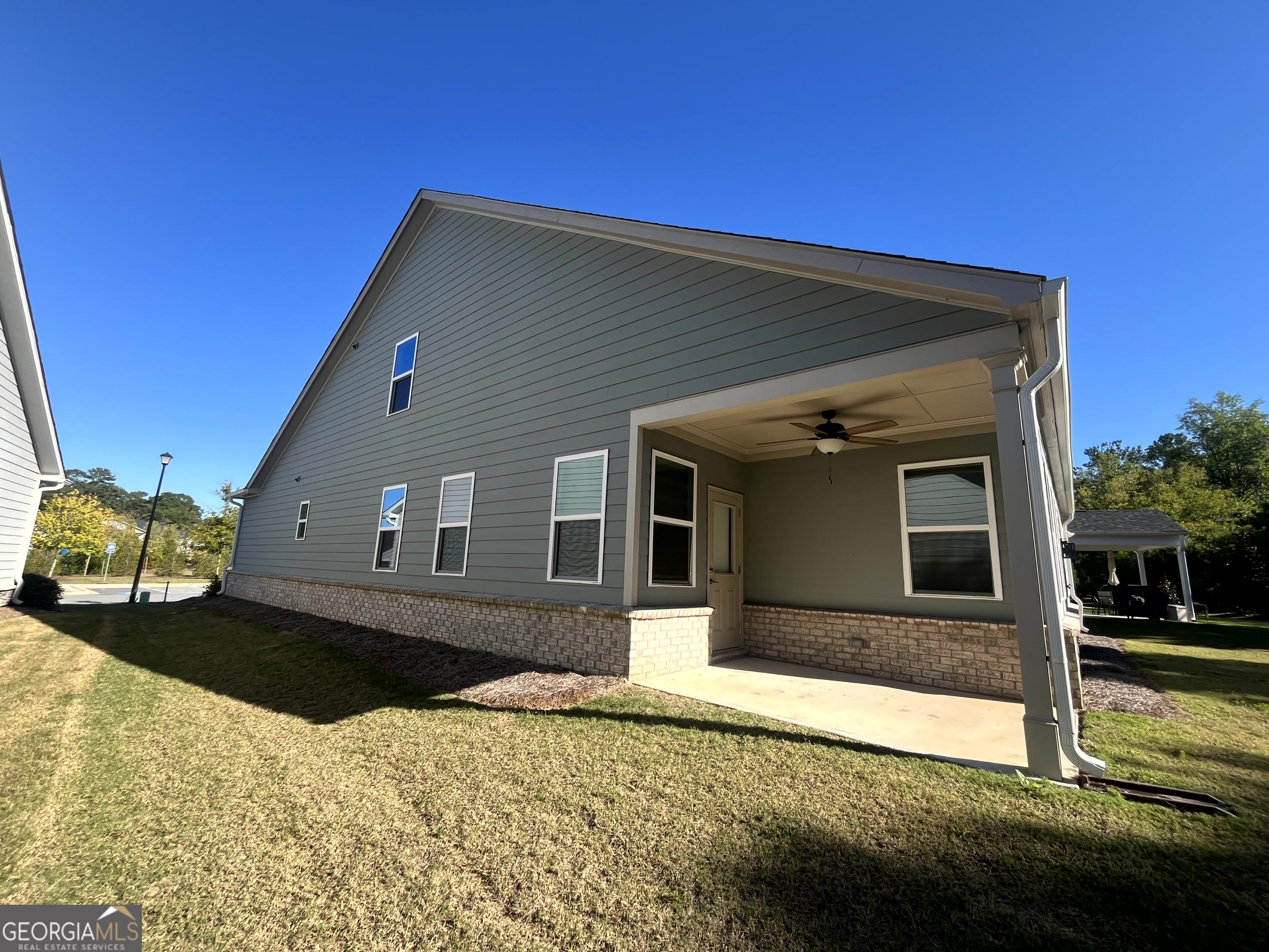 811 Pineberry Court Property Photo 25