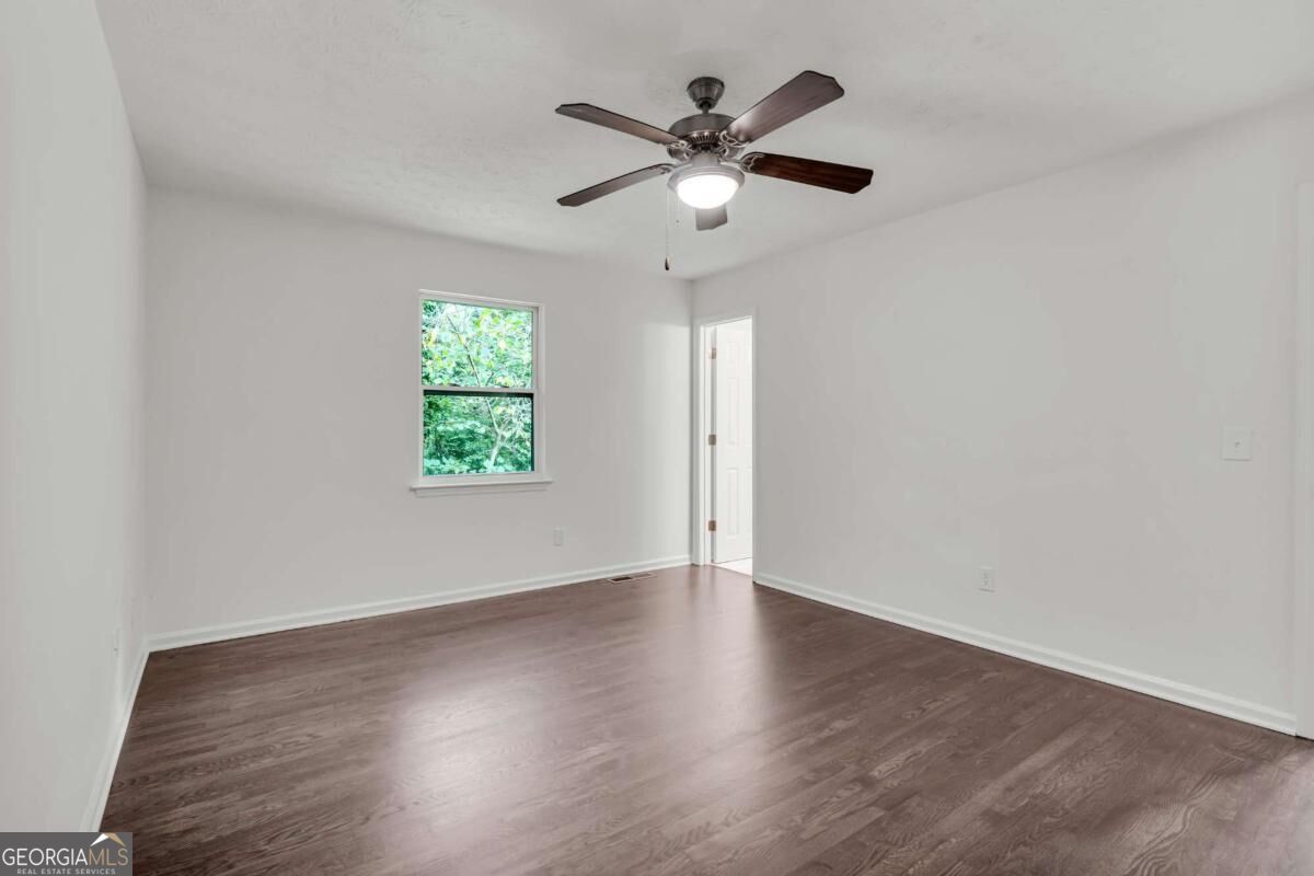 1351 Muirforest Way Property Photo 15