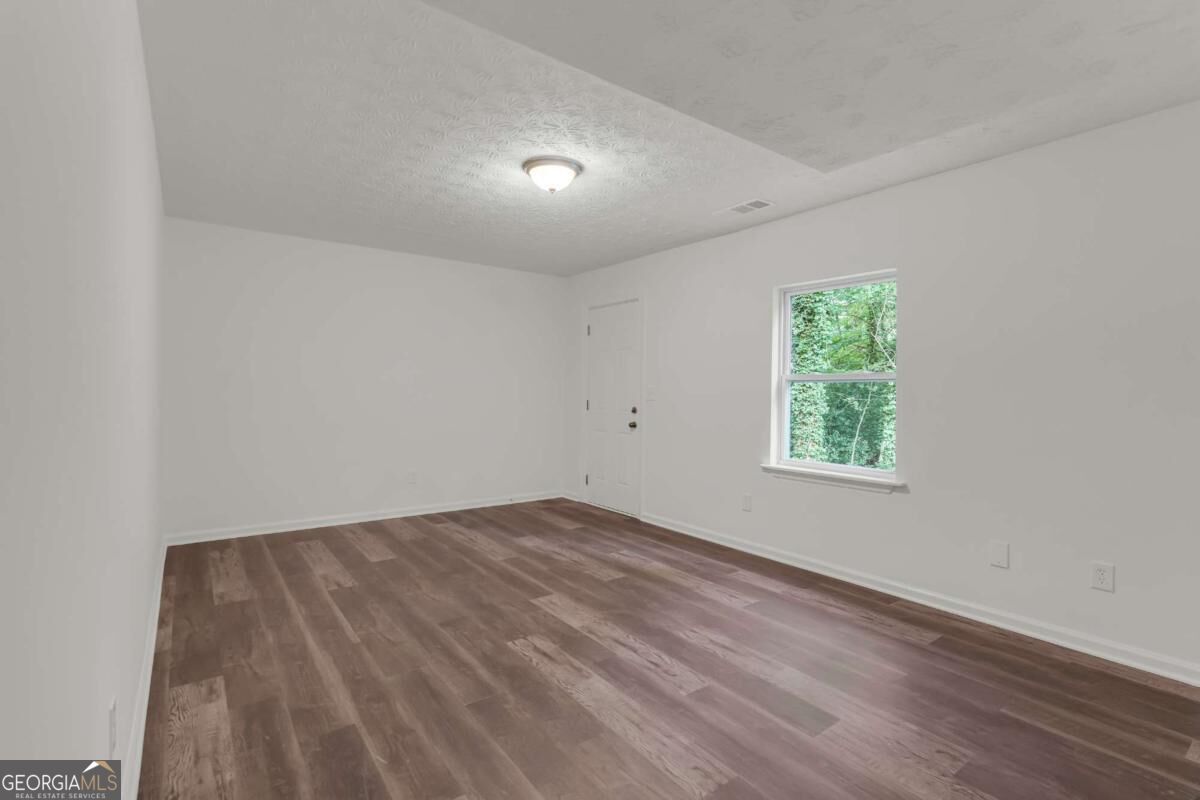 1351 Muirforest Way Property Photo 19