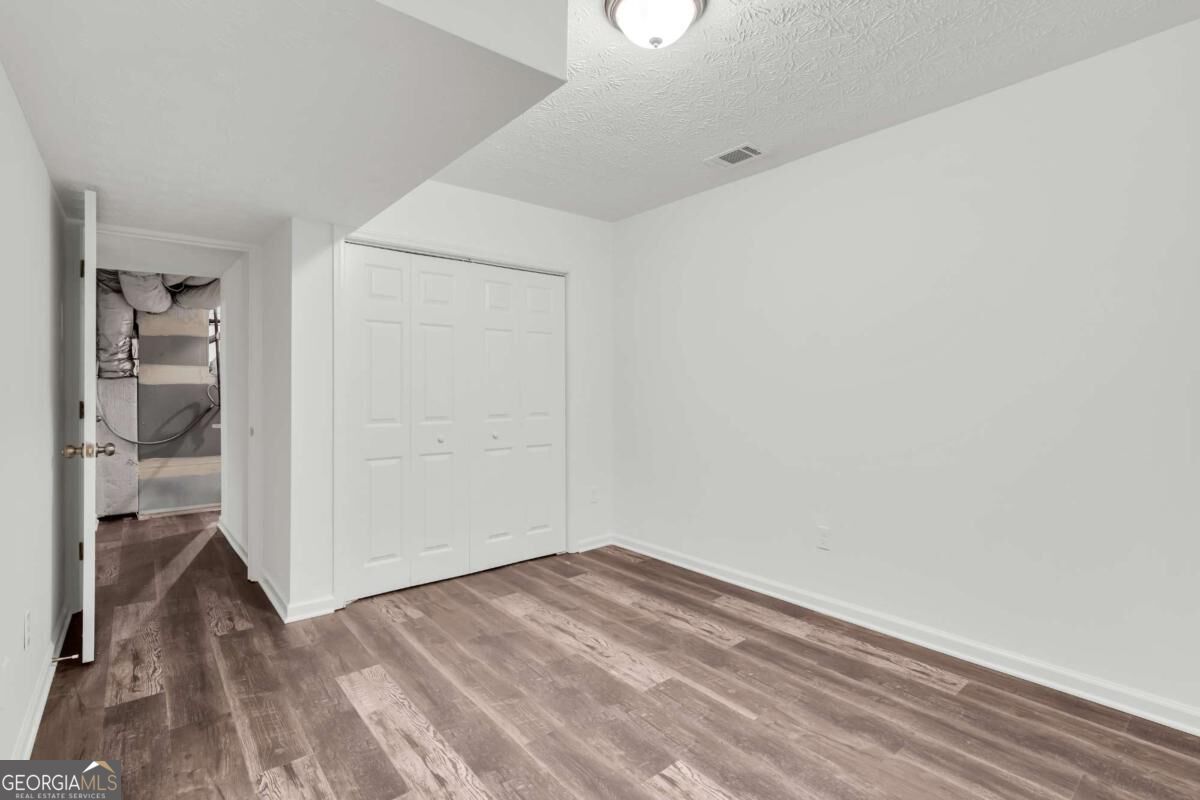 1351 Muirforest Way Property Photo 20