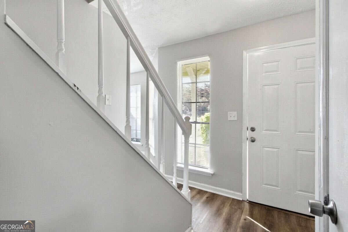 4732 Old Highgate Entry Property Photo 3