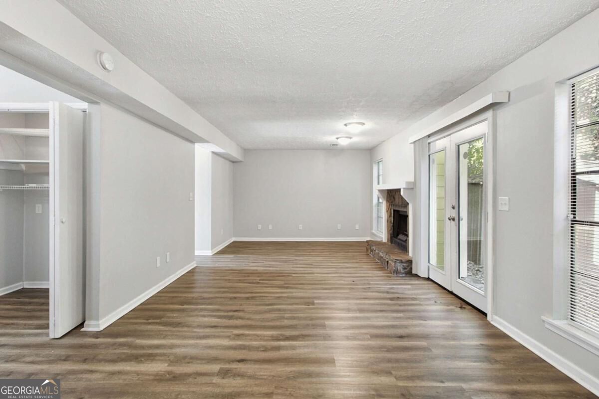 4732 Old Highgate Entry Property Photo 5