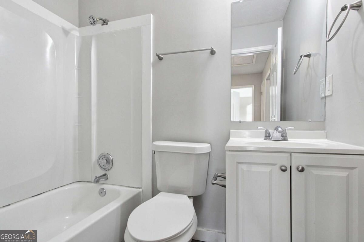 4732 Old Highgate Entry Property Photo 23