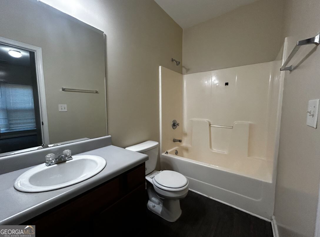 14 Towncreek Lane Property Photo 8
