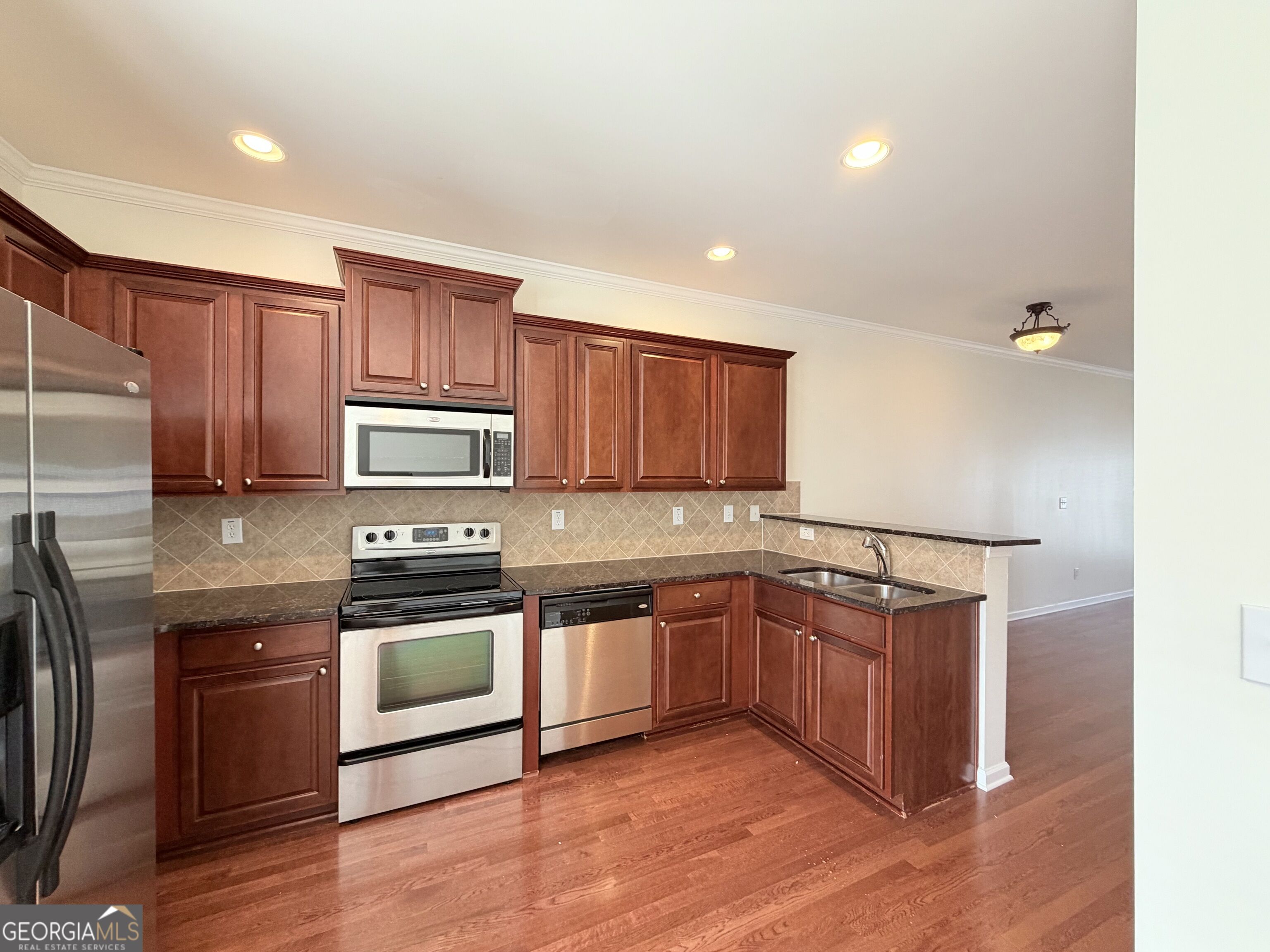 3051 Liberty Way Nw Property Photo 7