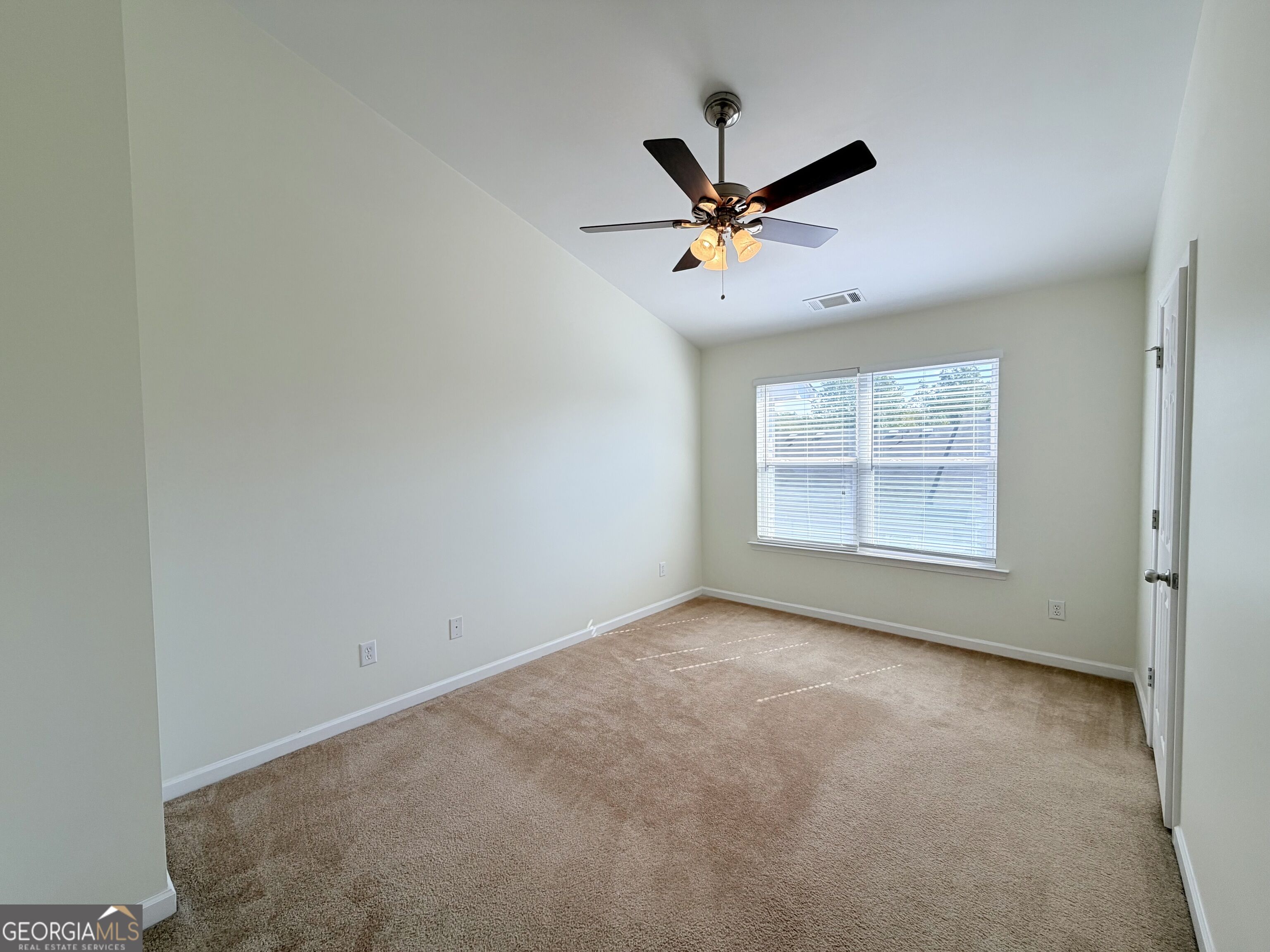 3051 Liberty Way Nw Property Photo 9