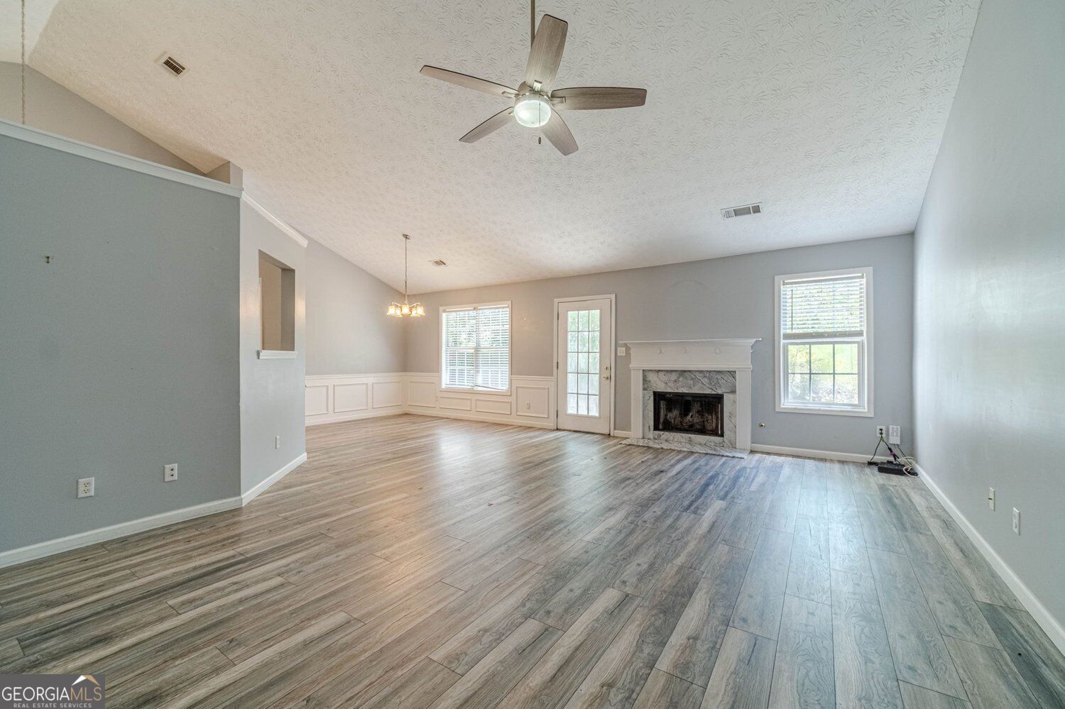 1617 Amhearst Walk Road Property Photo 3