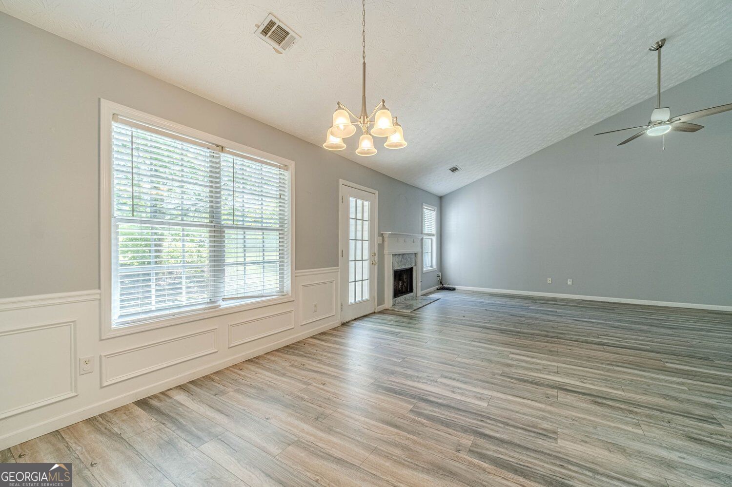 1617 Amhearst Walk Road Property Photo 9