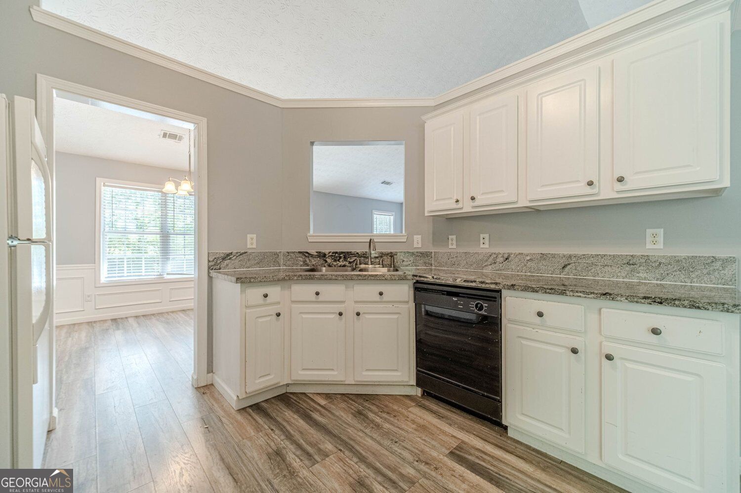 1617 Amhearst Walk Road Property Photo 13