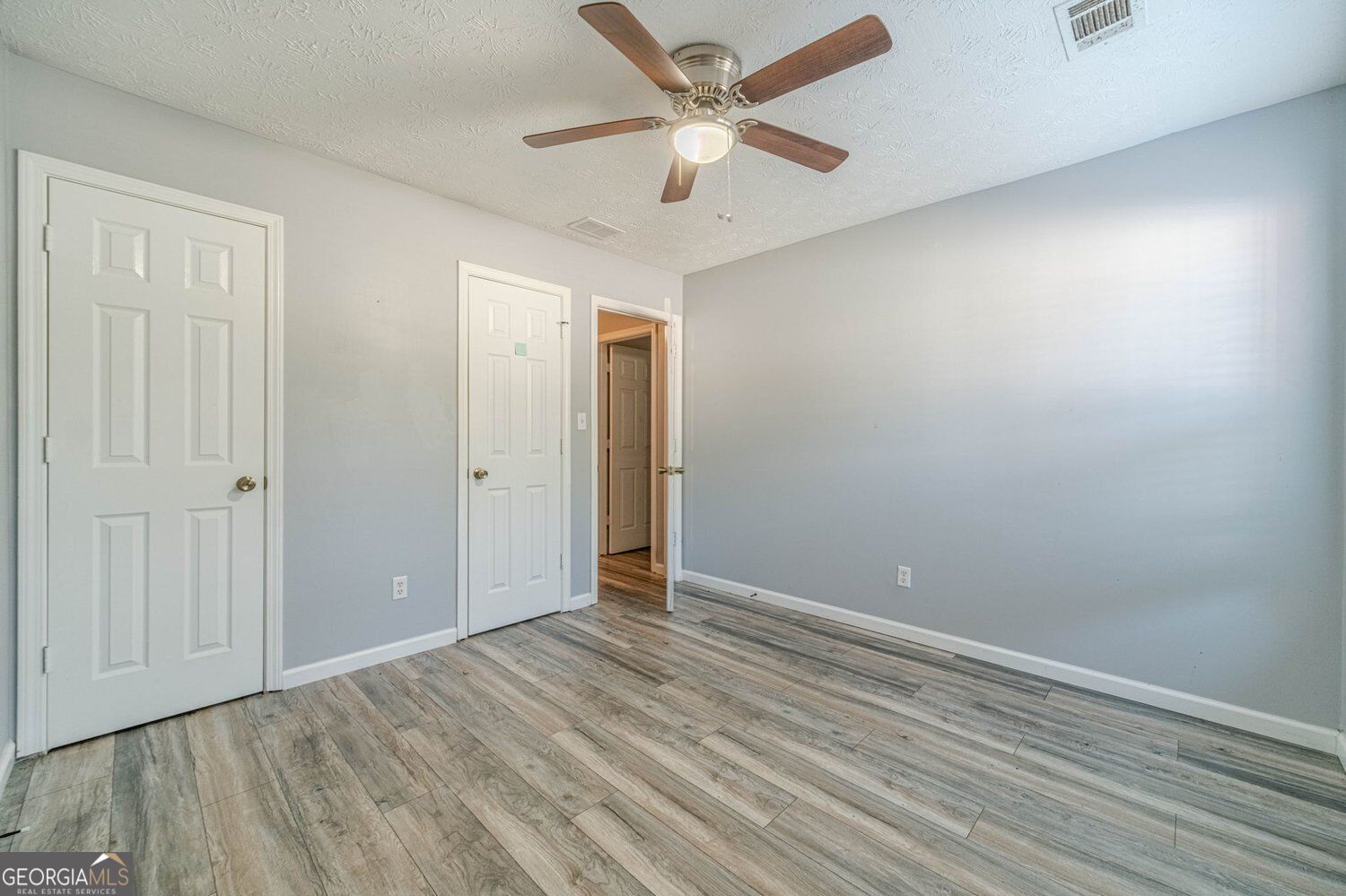 1617 Amhearst Walk Road Property Photo 18