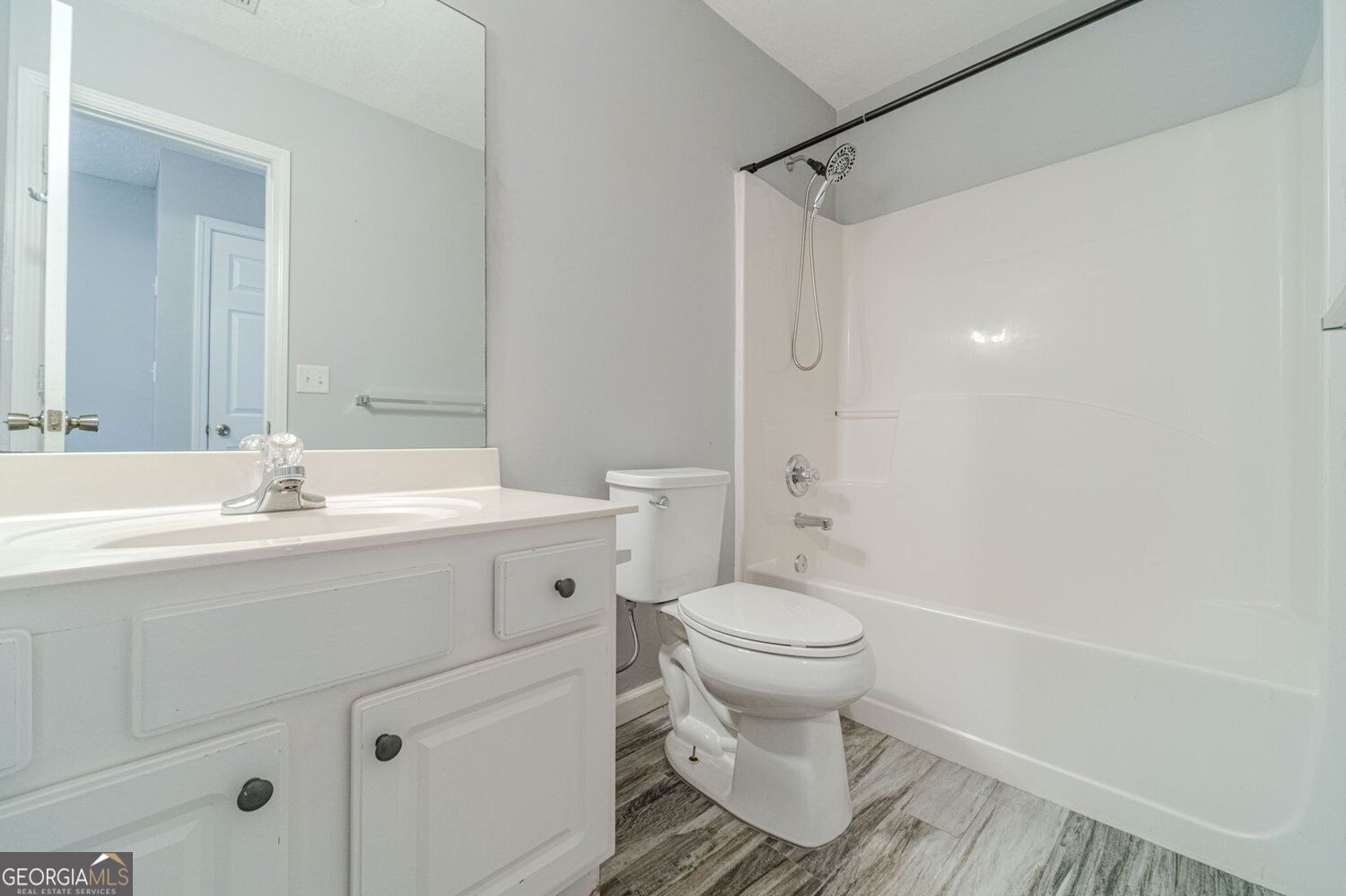 1617 Amhearst Walk Road Property Photo 22