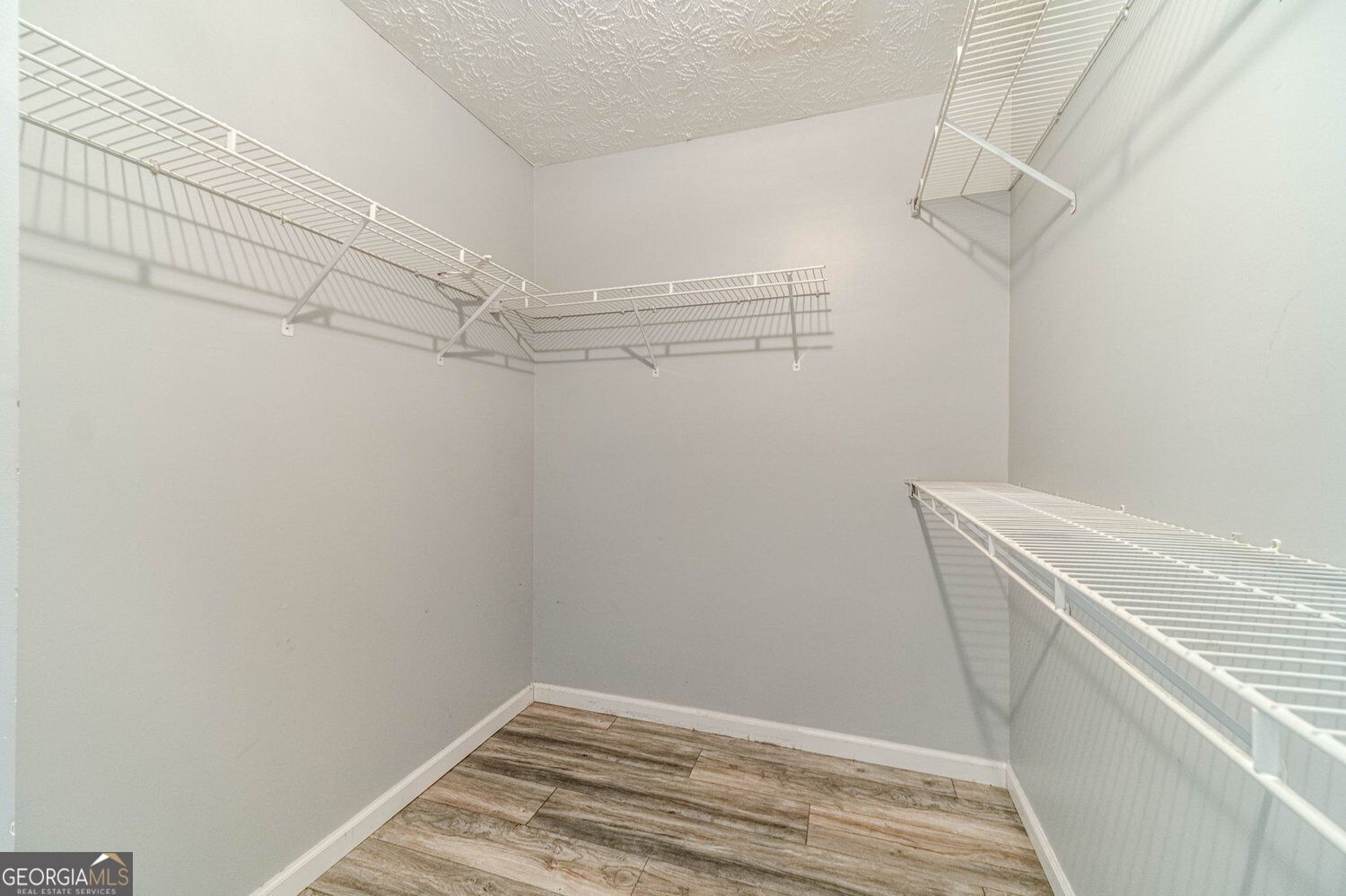 1617 Amhearst Walk Road Property Photo 31