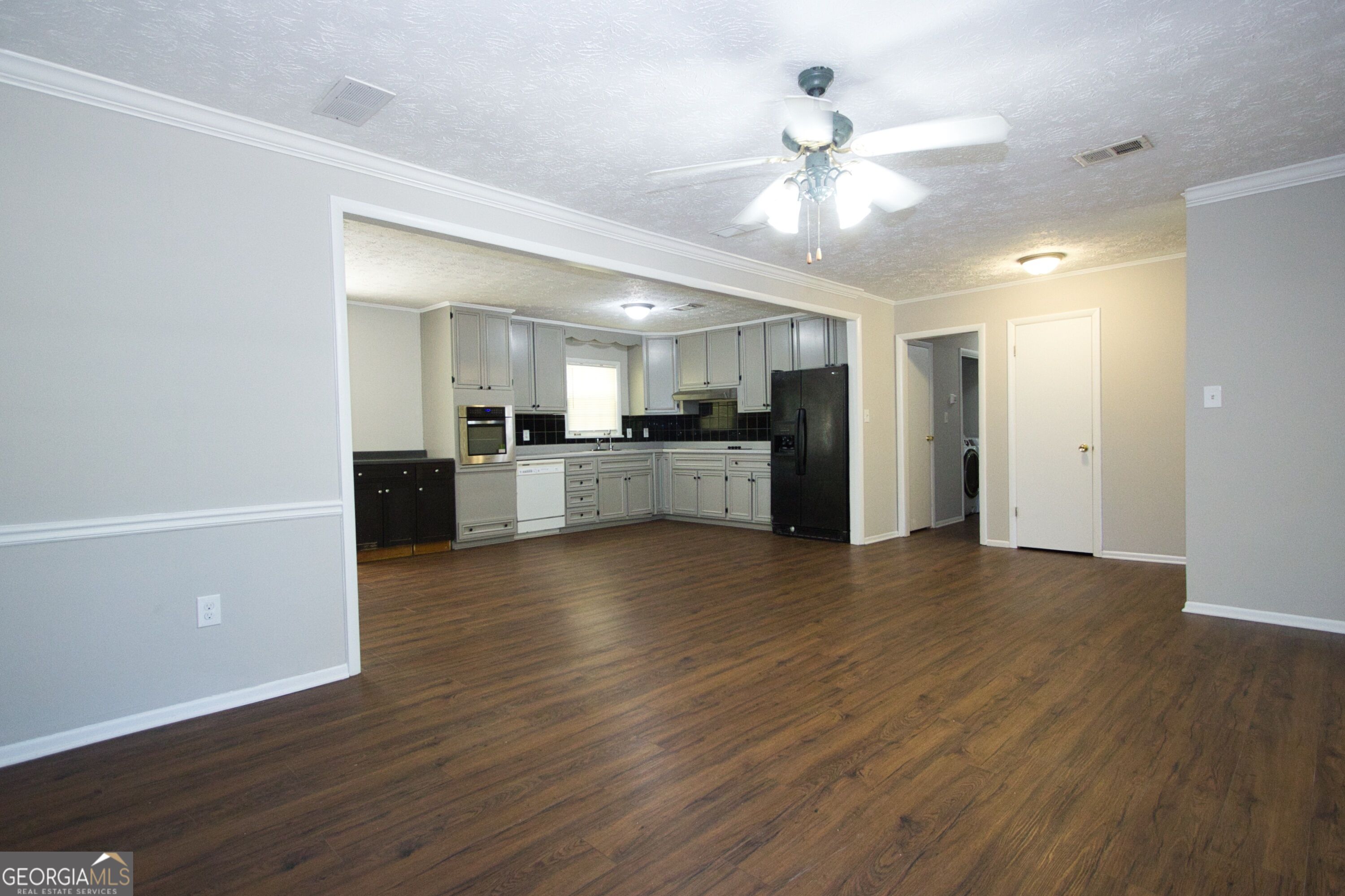 3720 Sunny Hill Drive Property Photo 10