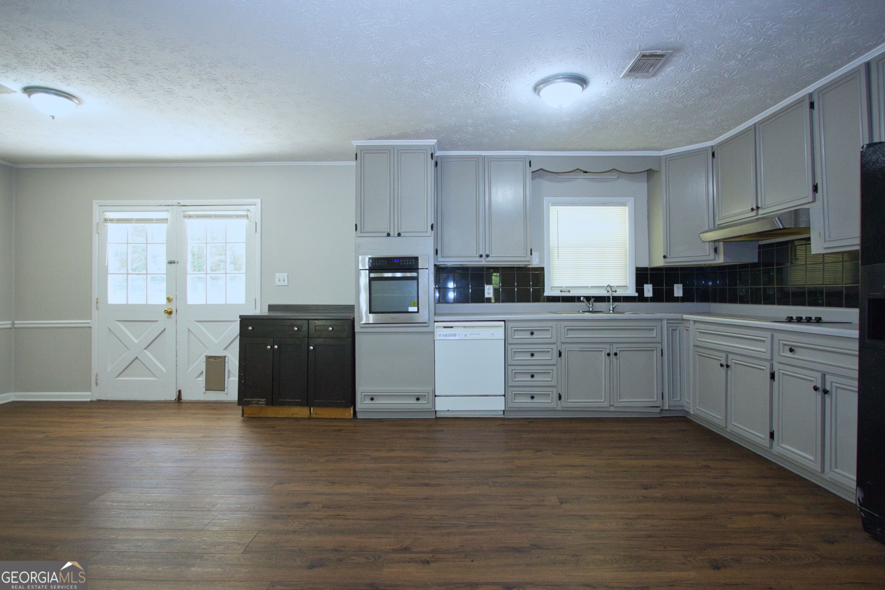 3720 Sunny Hill Drive Property Photo 11