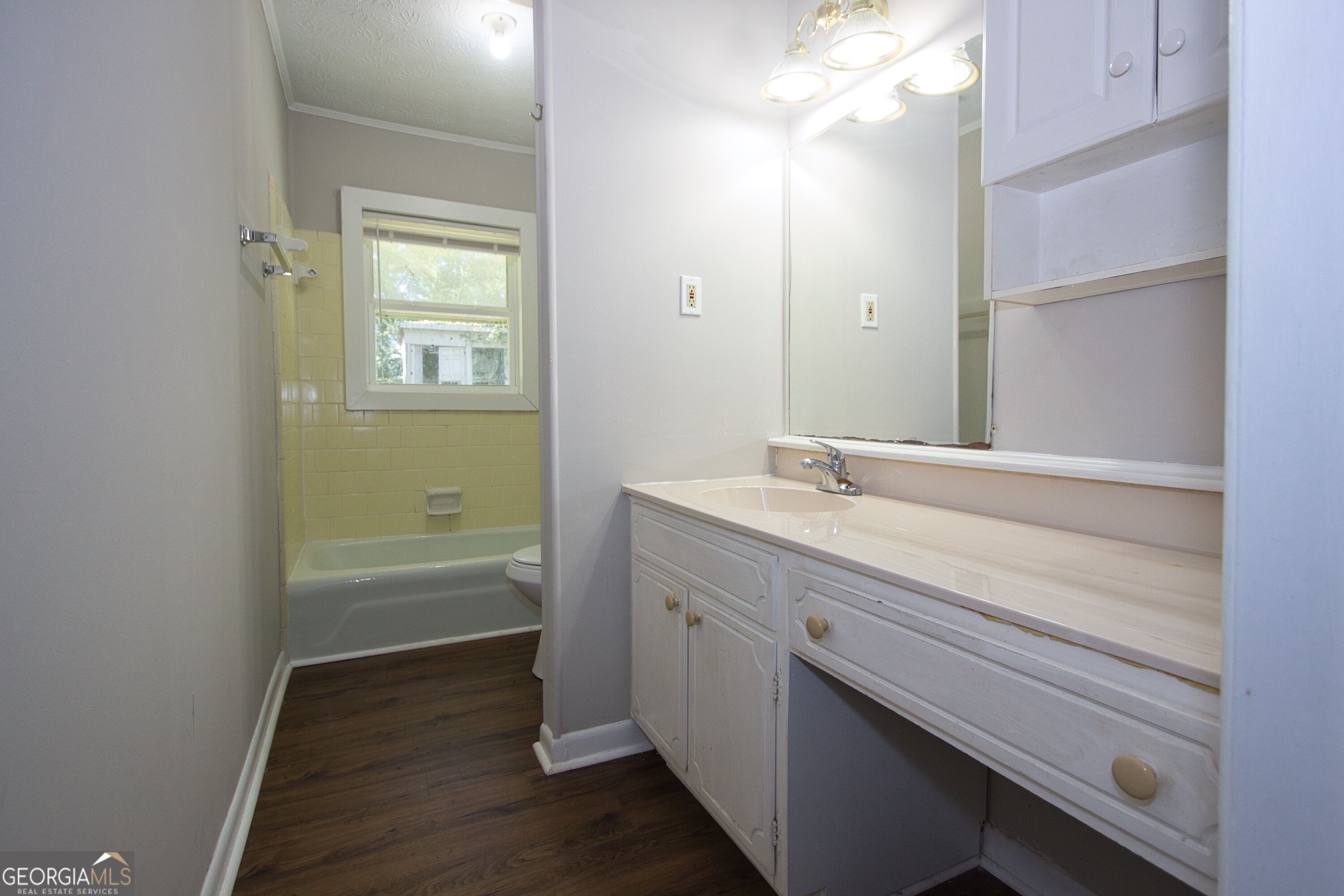 3720 Sunny Hill Drive Property Photo 14