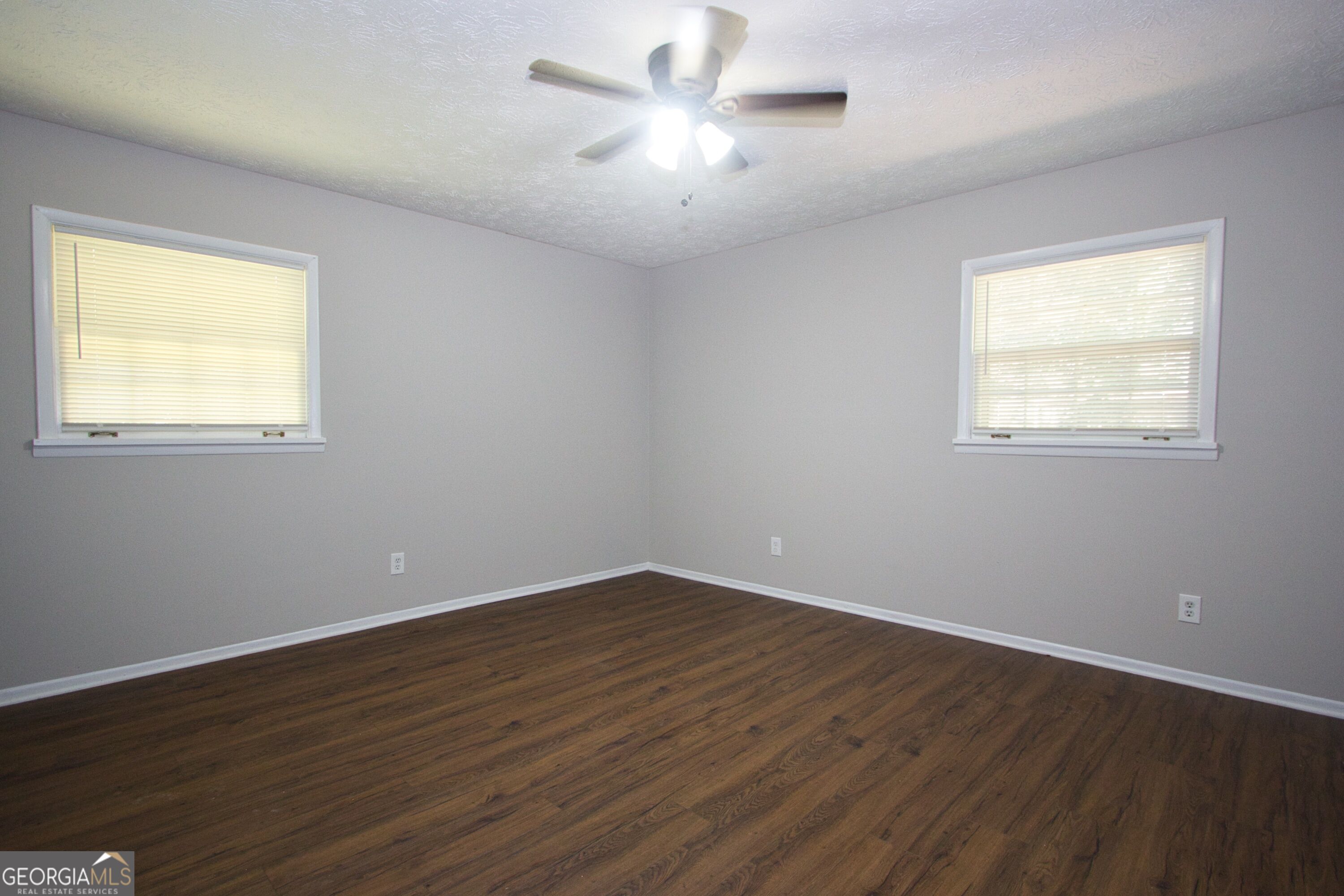 3720 Sunny Hill Drive Property Photo 17