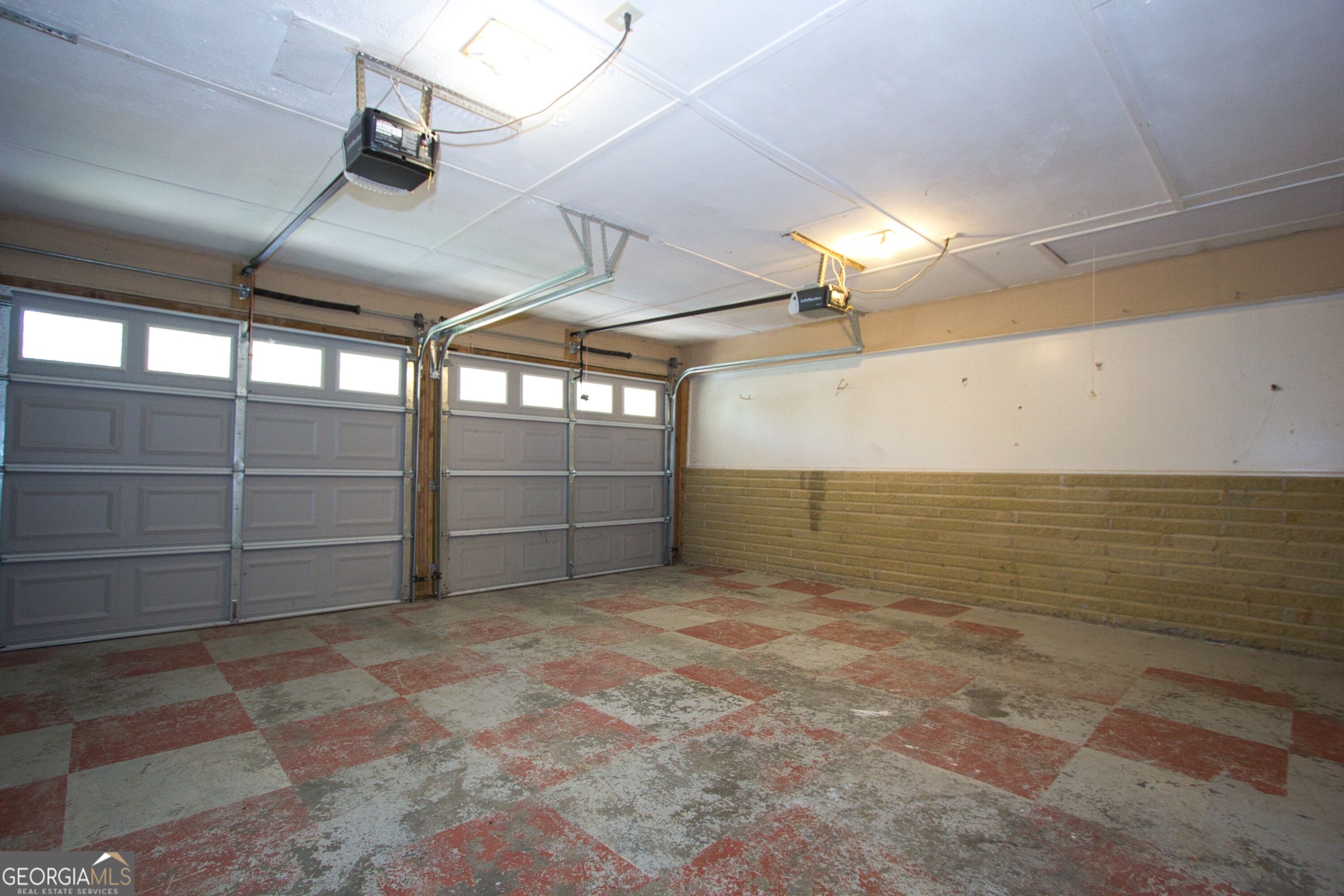 3720 Sunny Hill Drive Property Photo 25