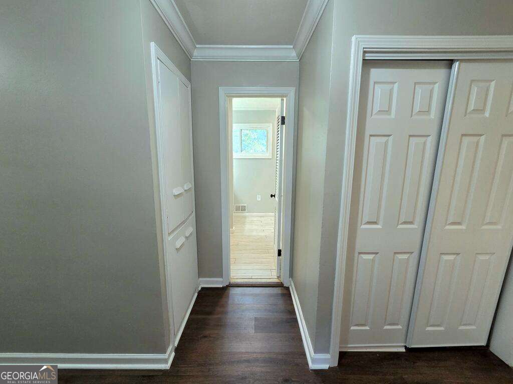911 W Roanoke Drive Extension Property Photo 17