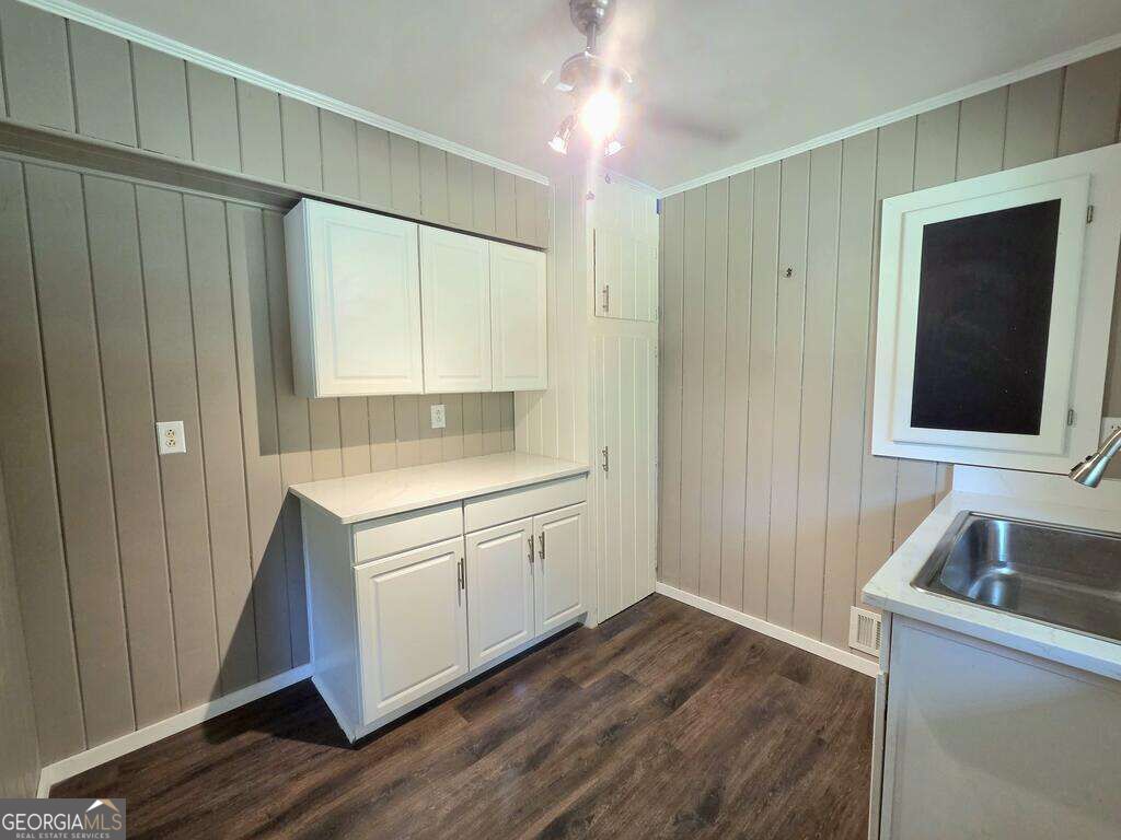 911 W Roanoke Drive Extension Property Photo 48