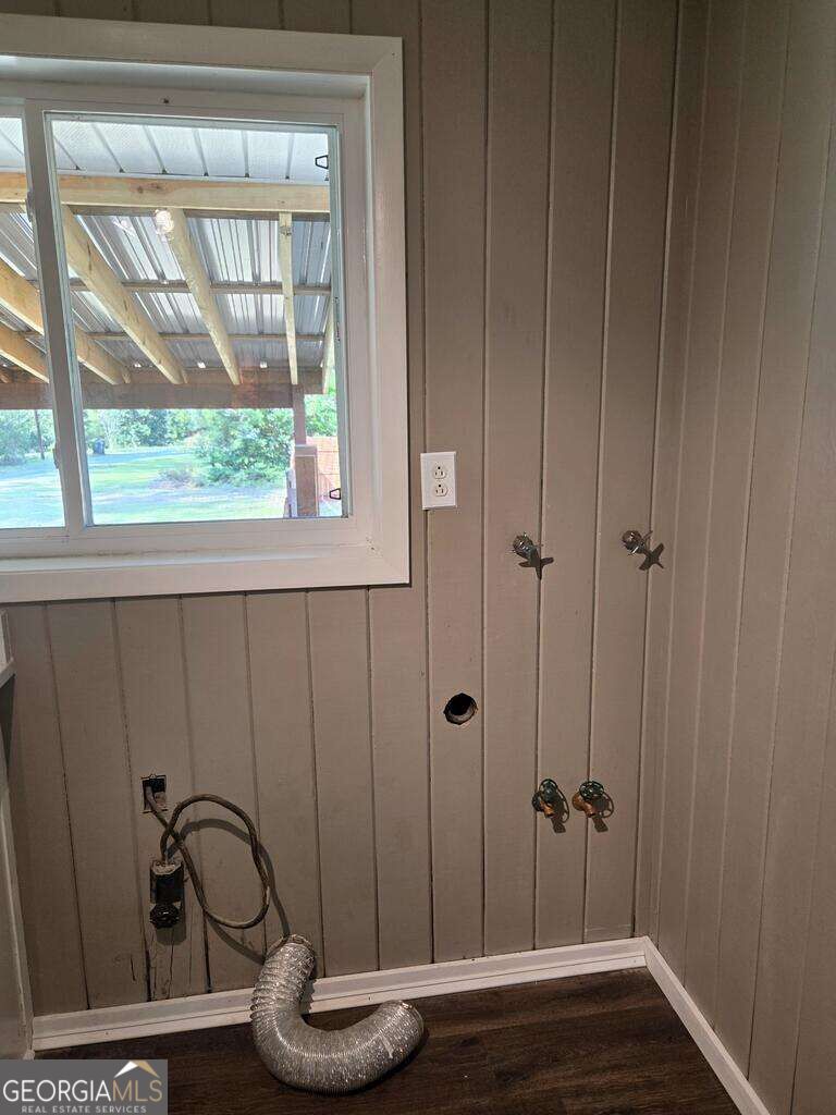 911 W Roanoke Drive Extension Property Photo 49