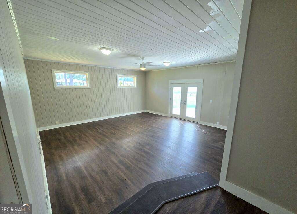 911 W Roanoke Drive Extension Property Photo 50