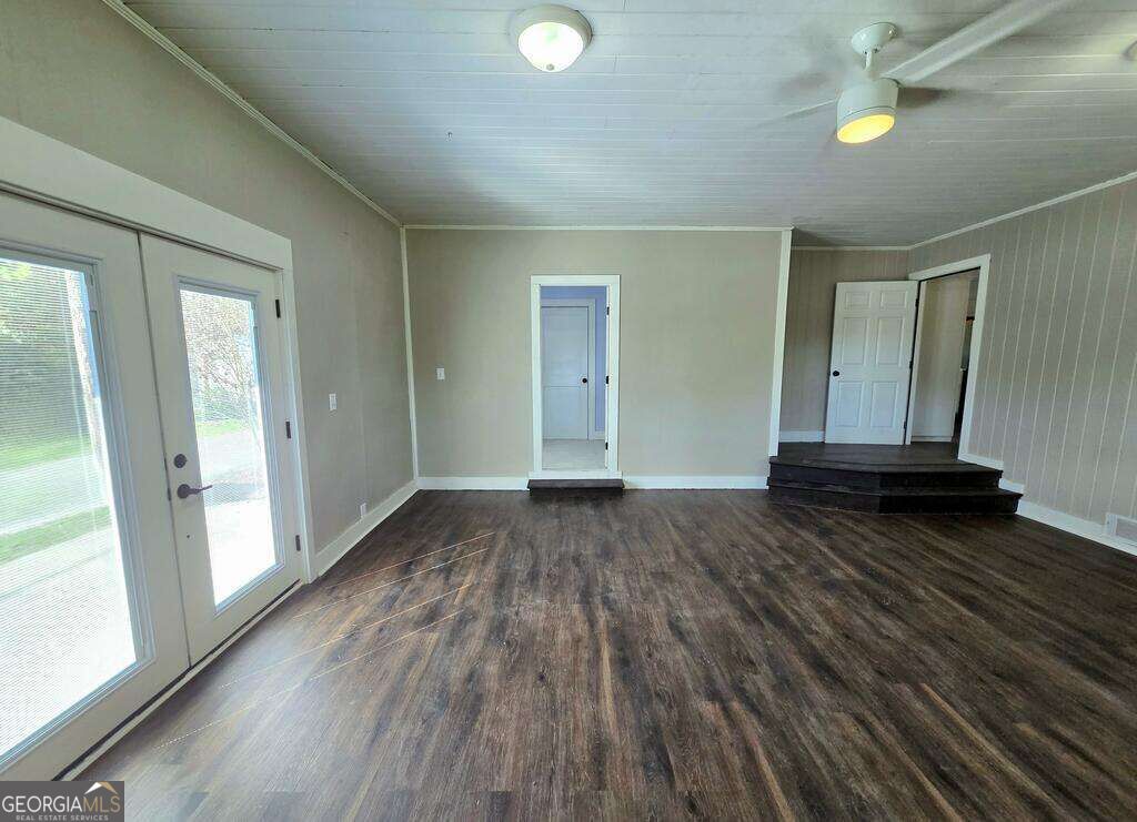 911 W Roanoke Drive Extension Property Photo 53