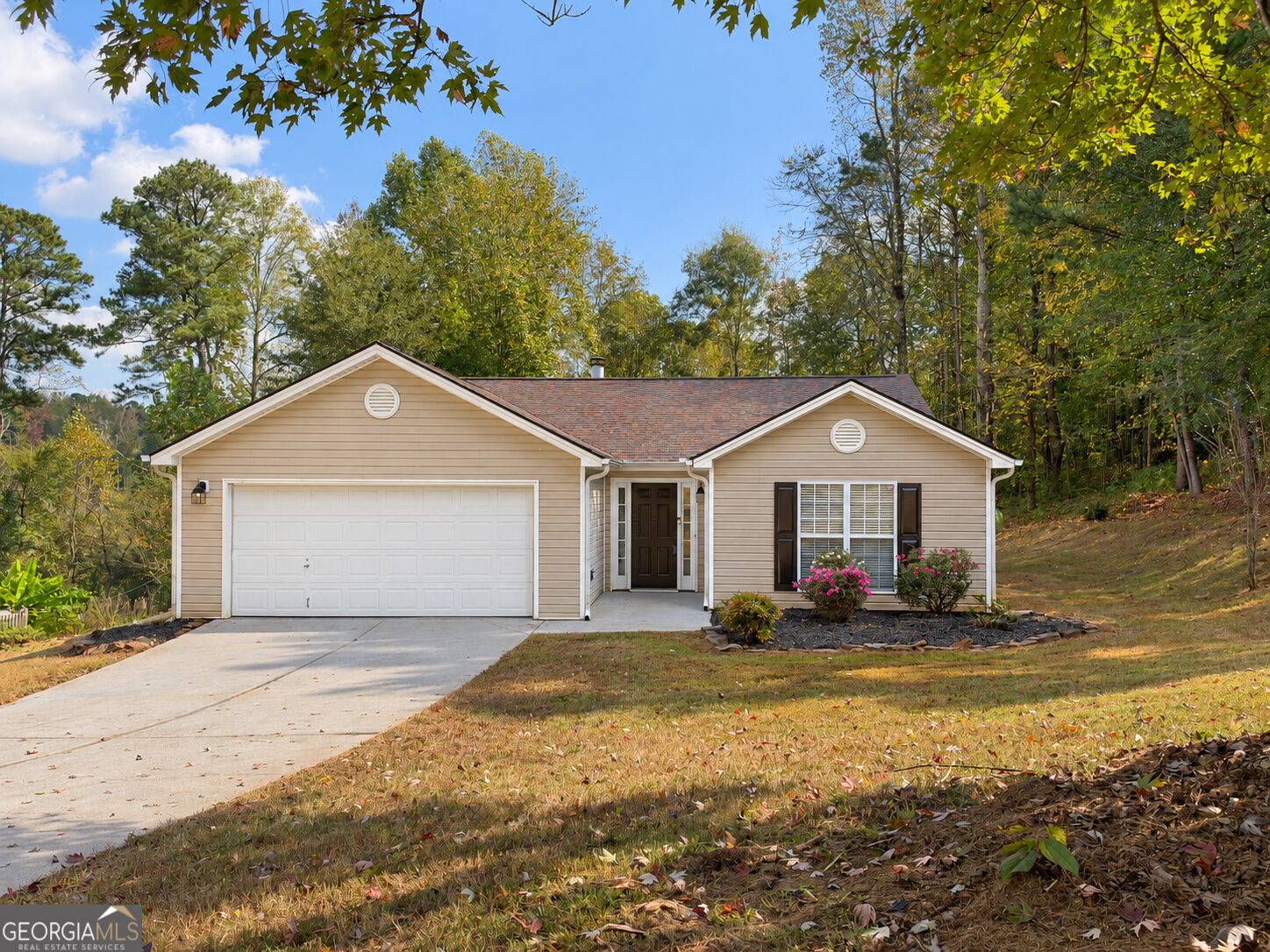 1123 Ravenwood Drive Property Photo 2