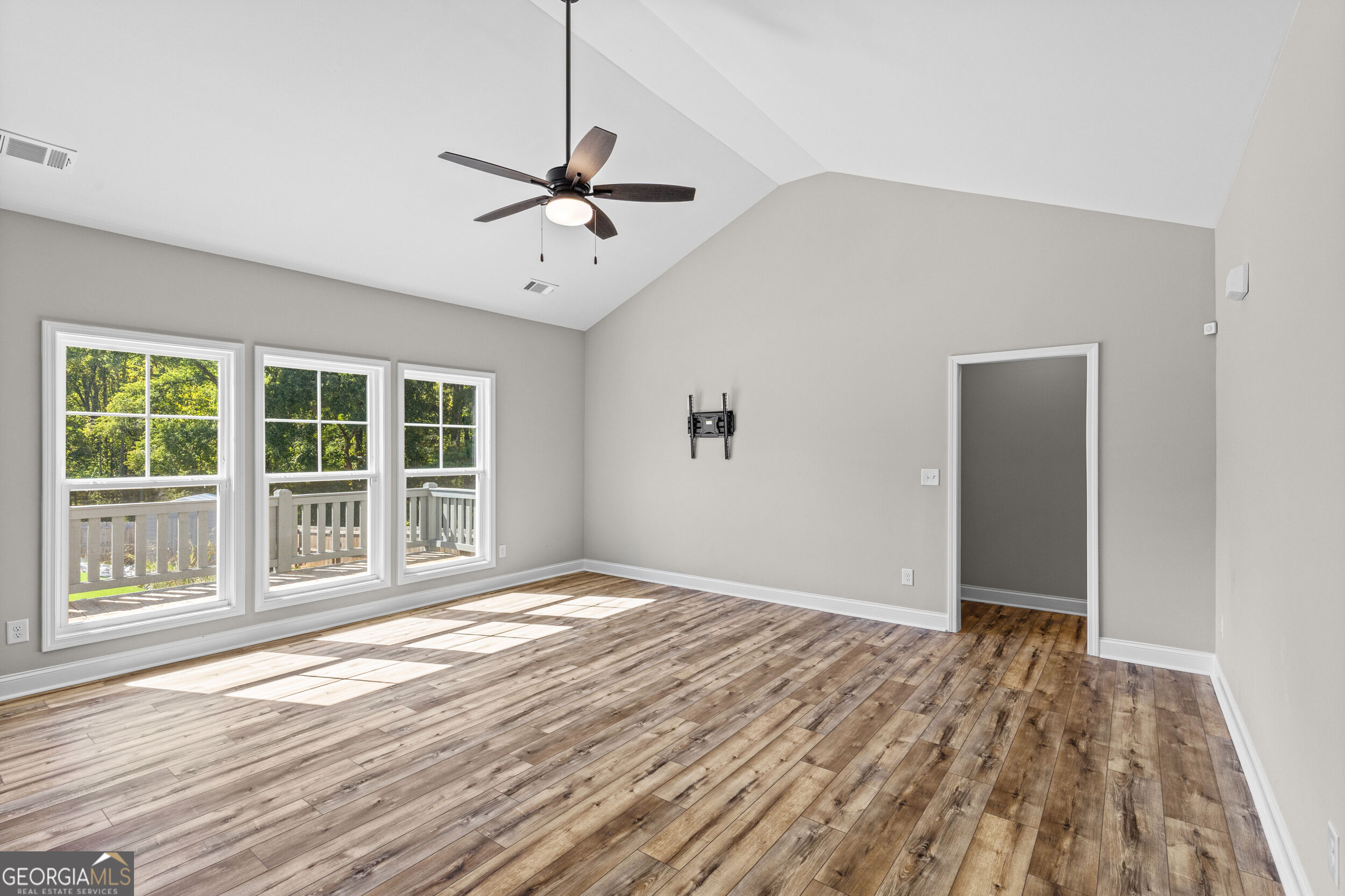 510 N Bypass W Property Photo 6