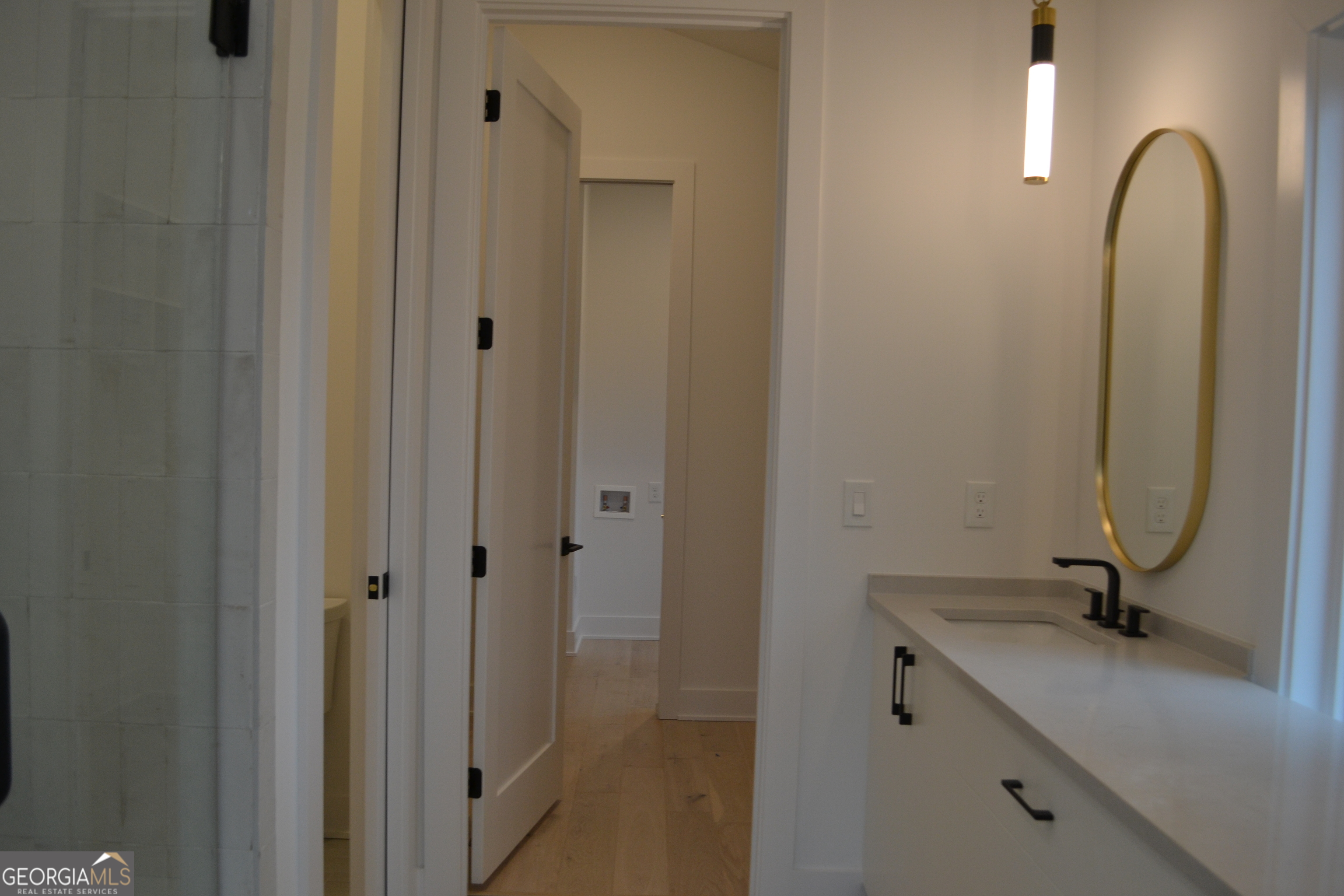 370 2nd Street Property Photo 12
