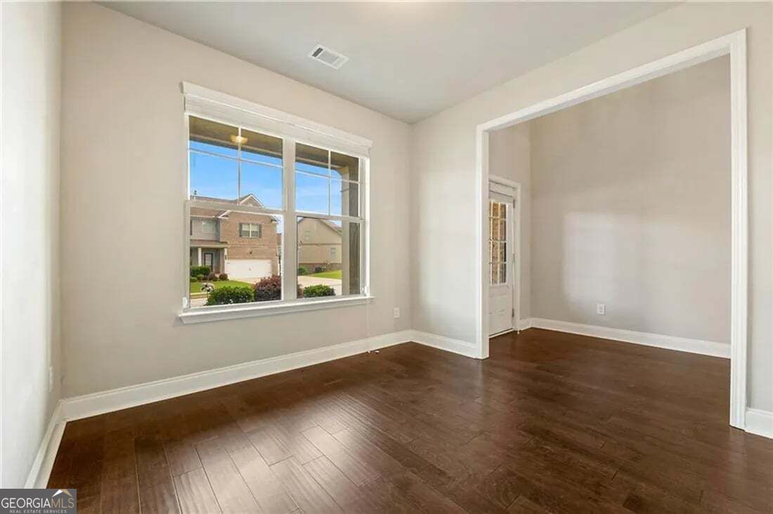422 Hinton Farm Way Property Photo 4