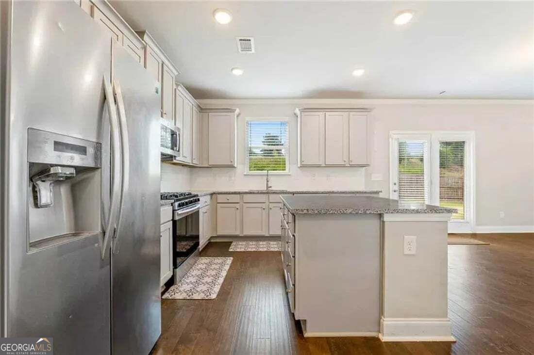 422 Hinton Farm Way Property Photo 10