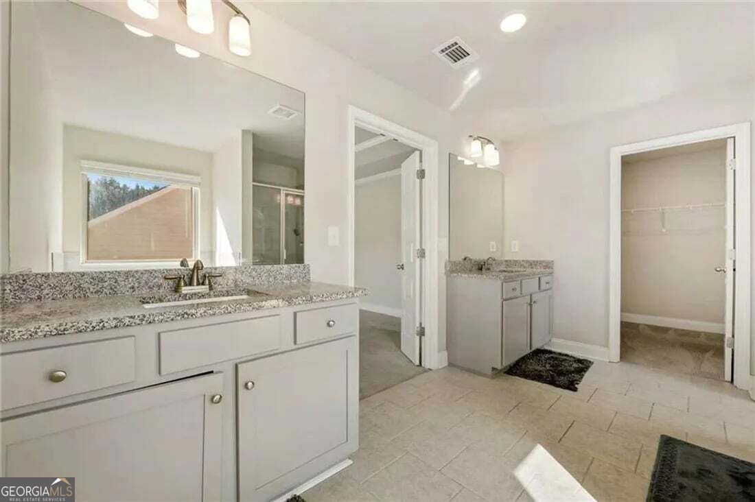 422 Hinton Farm Way Property Photo 13