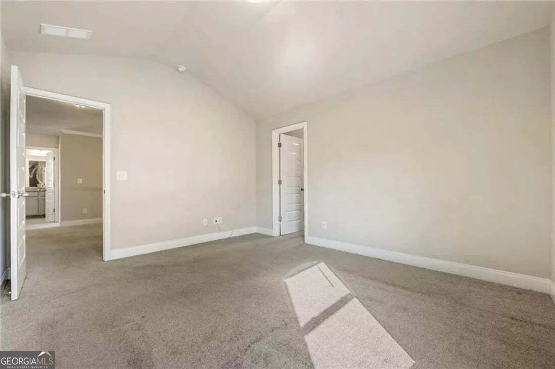 422 Hinton Farm Way Property Photo 16