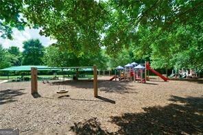 2090 Lake Windward Drive Property Photo 38