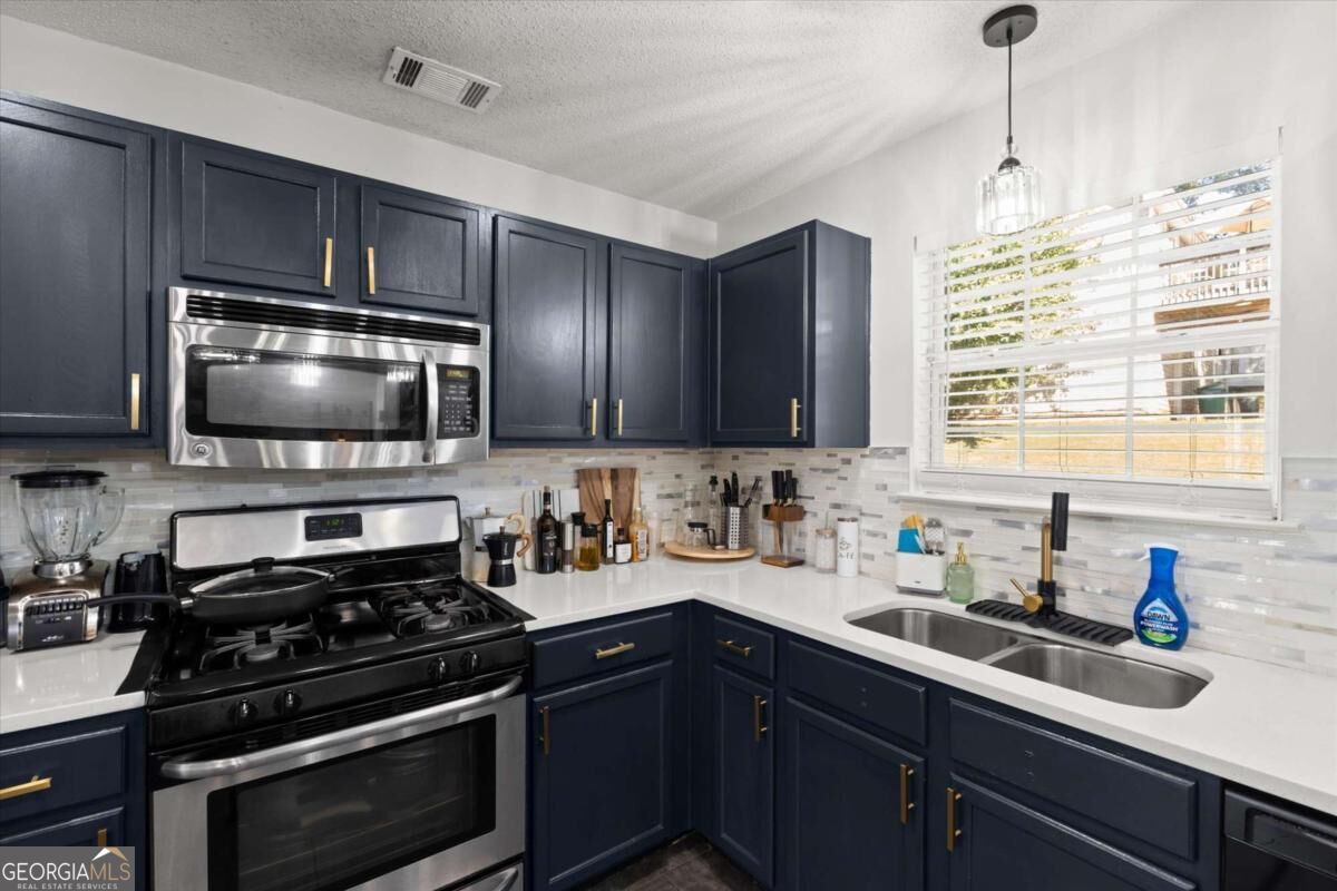 4449 Idlewood Park Property Photo 16