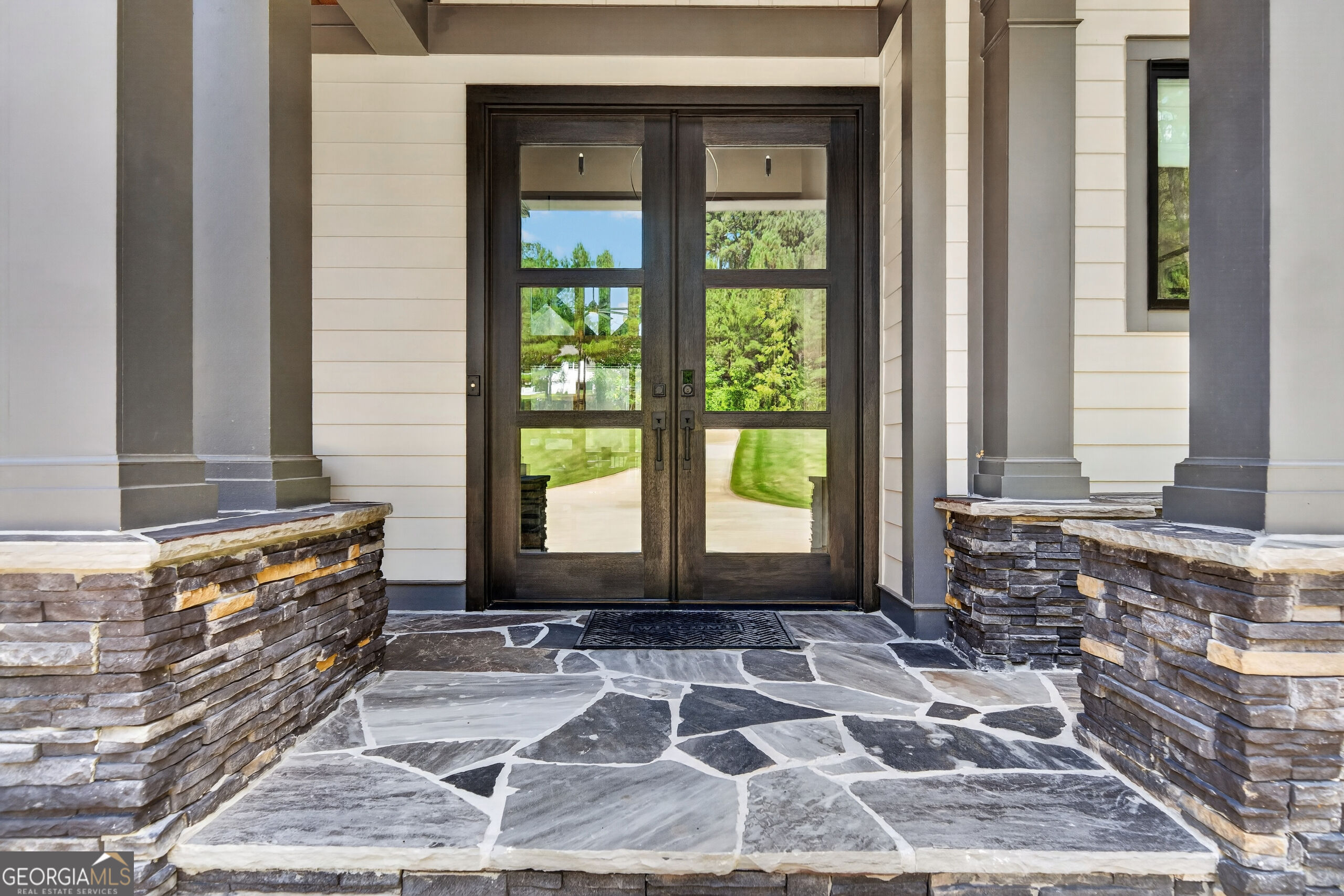 1041 Forrest Highlands Property Photo 14