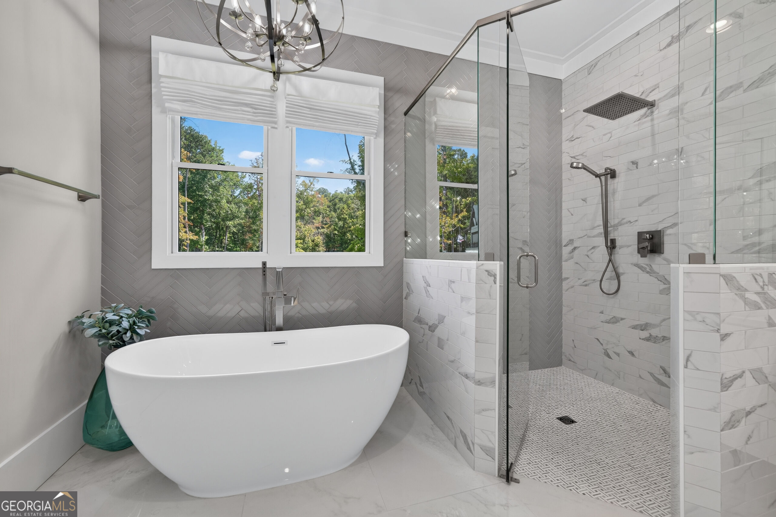 1041 Forrest Highlands Property Photo 38