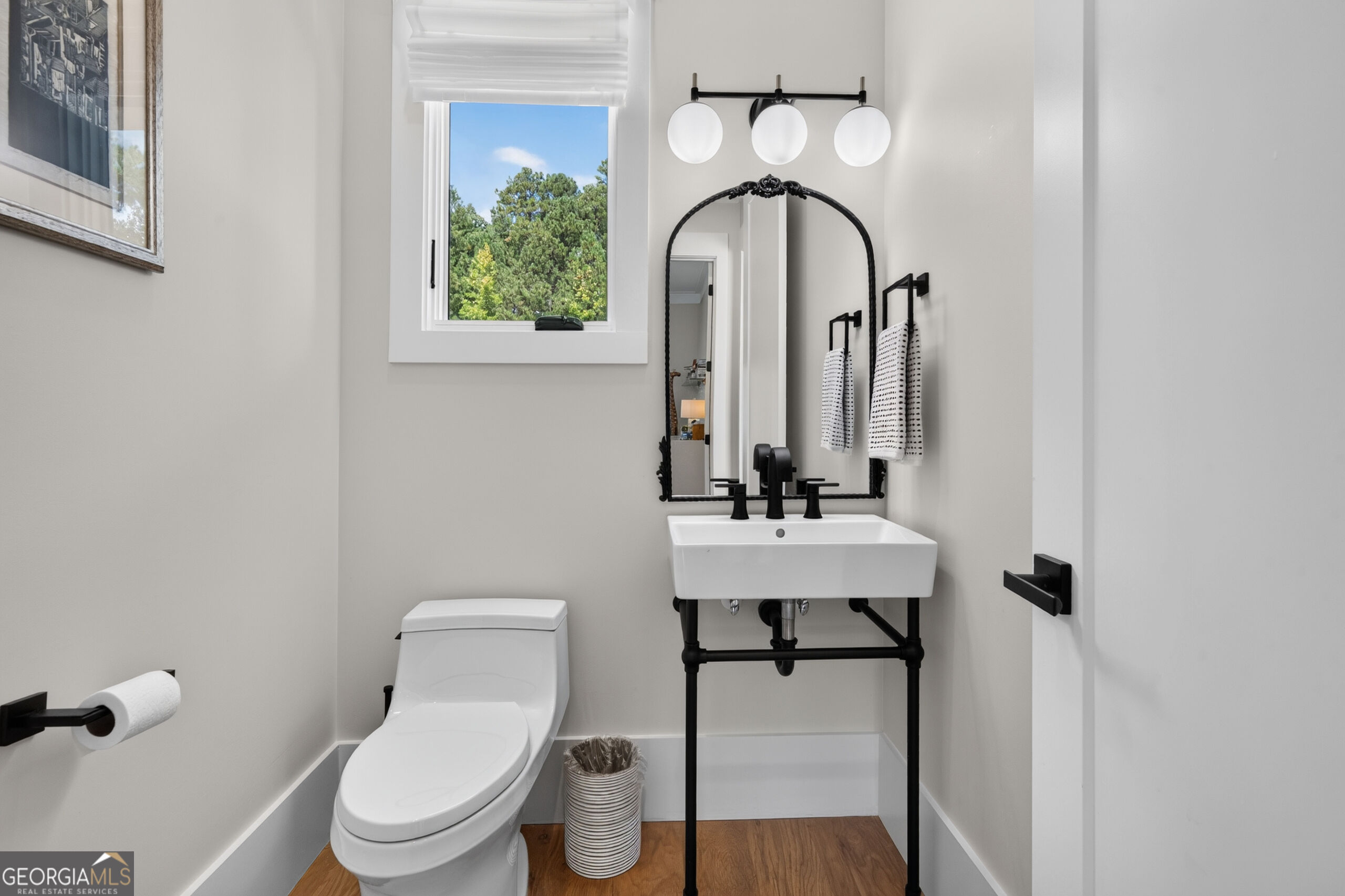 1041 Forrest Highlands Property Photo 45